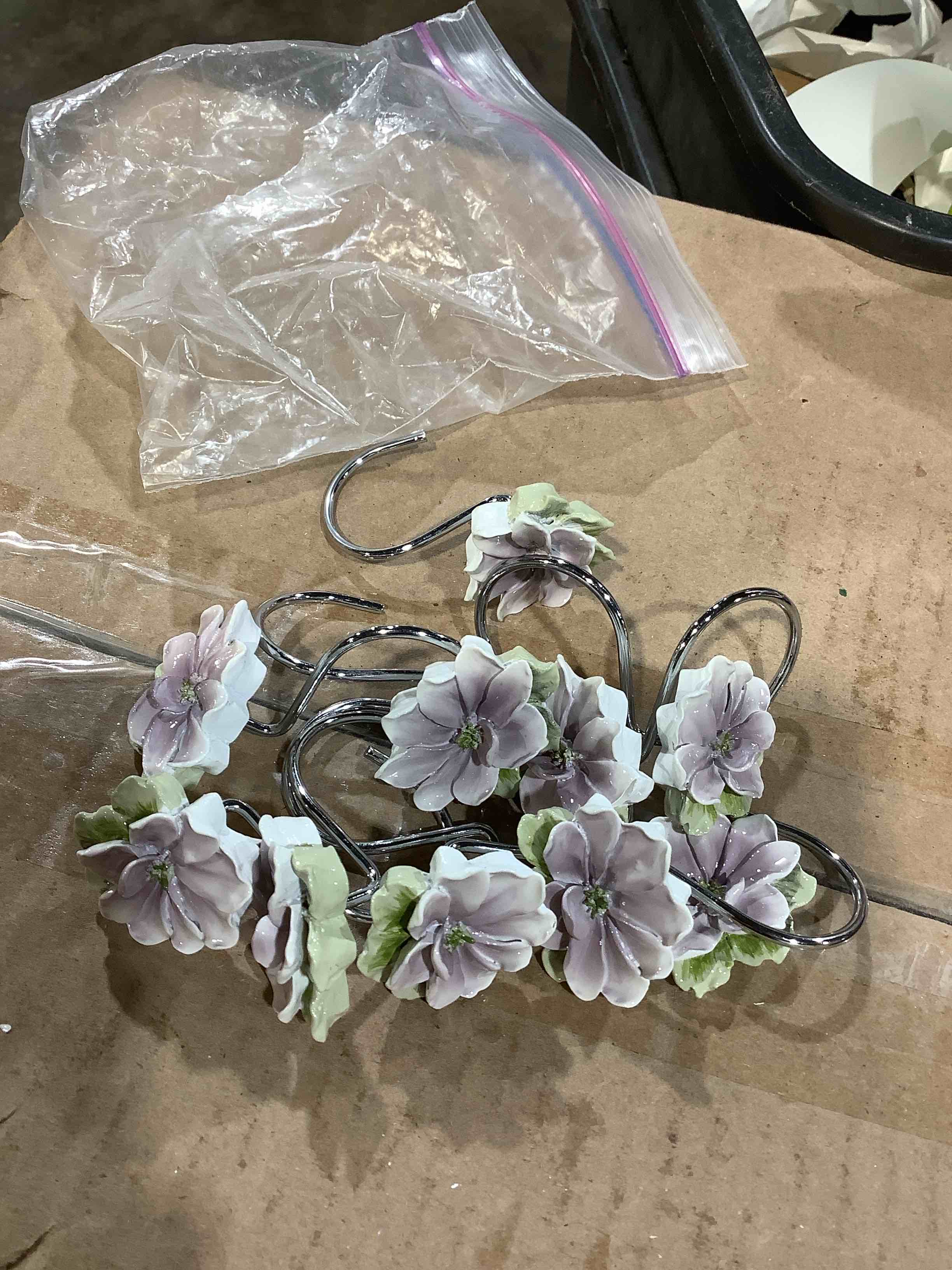 Condition photo showing Good Condition for set of 10 ceramic curtain hooks