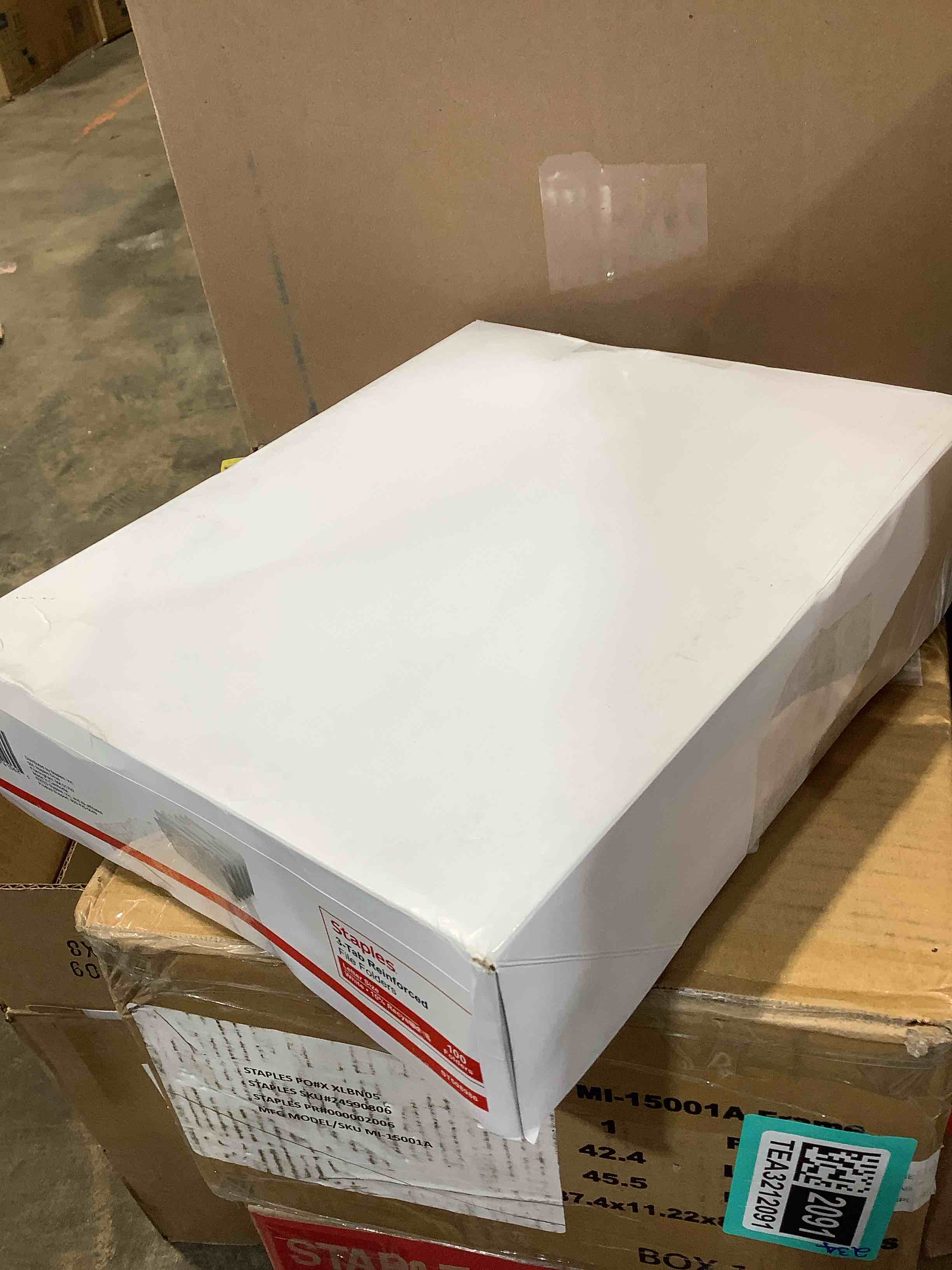 Condition photo showing Good Condition for staples colored file folders w/ reinforced tabs letter 3 tab white 100/box tr508986/508986