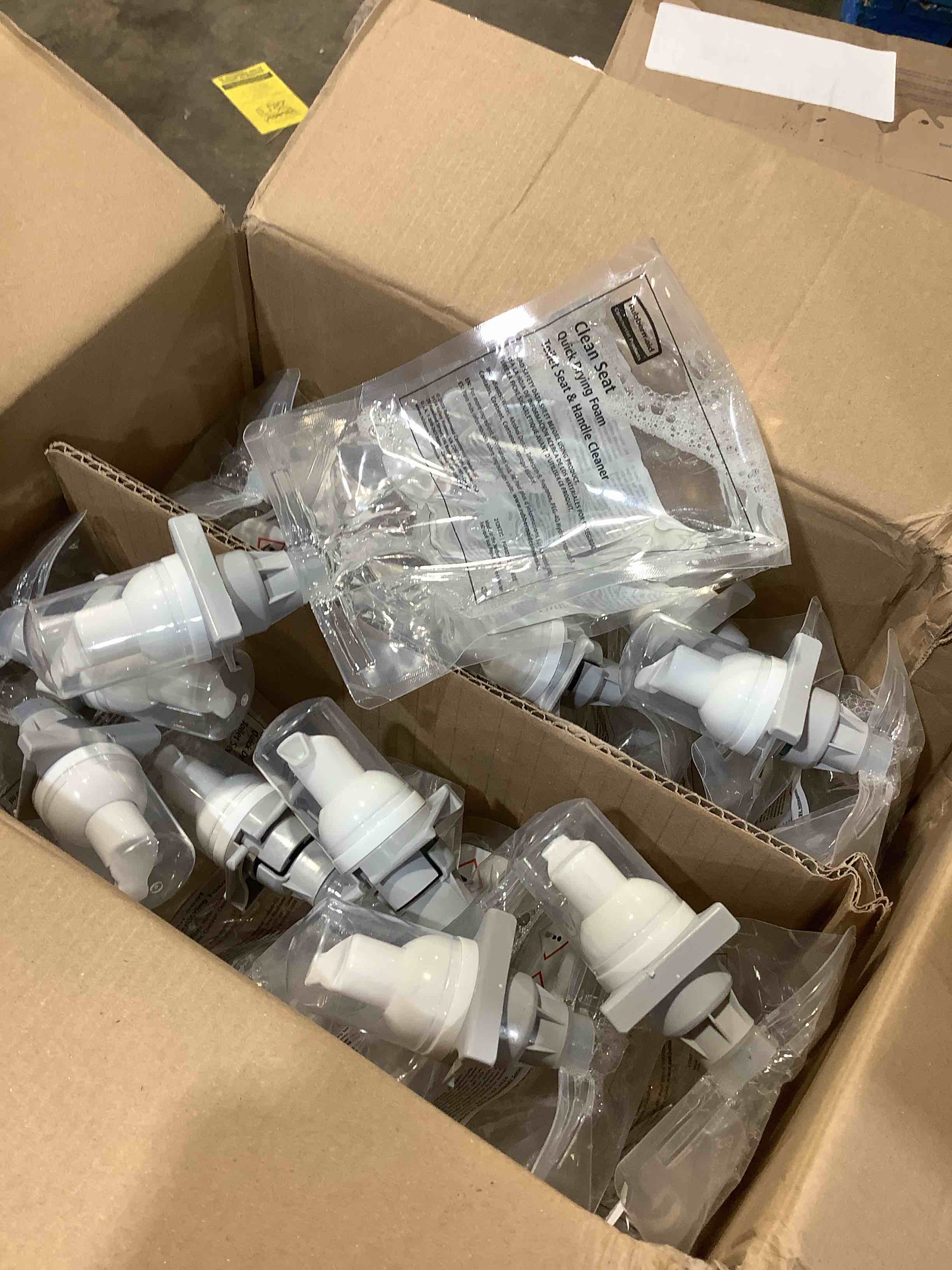 Condition photo showing New/Like New for tc clean seat foam dispnsr refill, 12 count