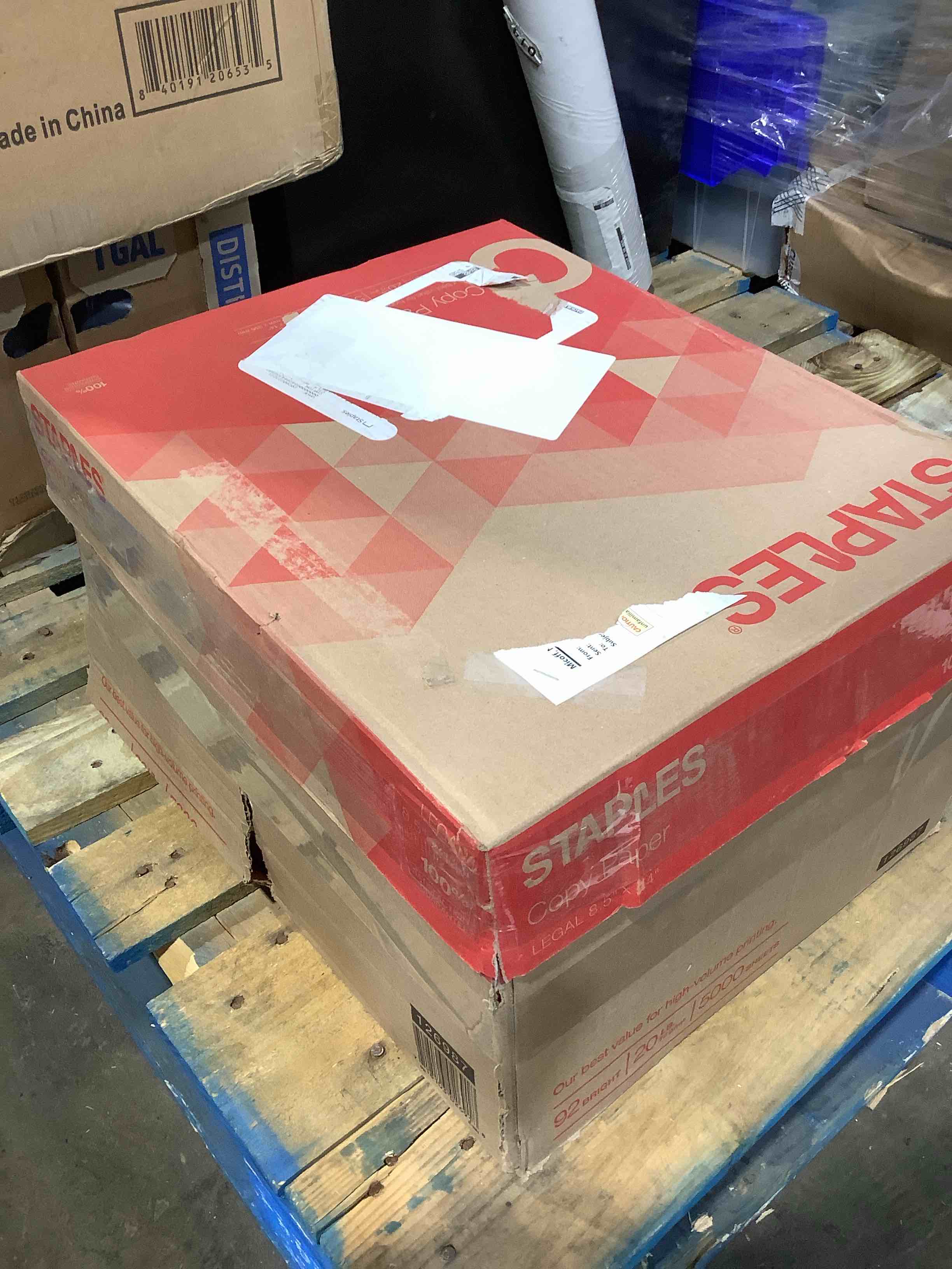 staples 8.5 x 14 copy paper 20 lbs. 92 brightness 500/ream 10 reams/ct 221193