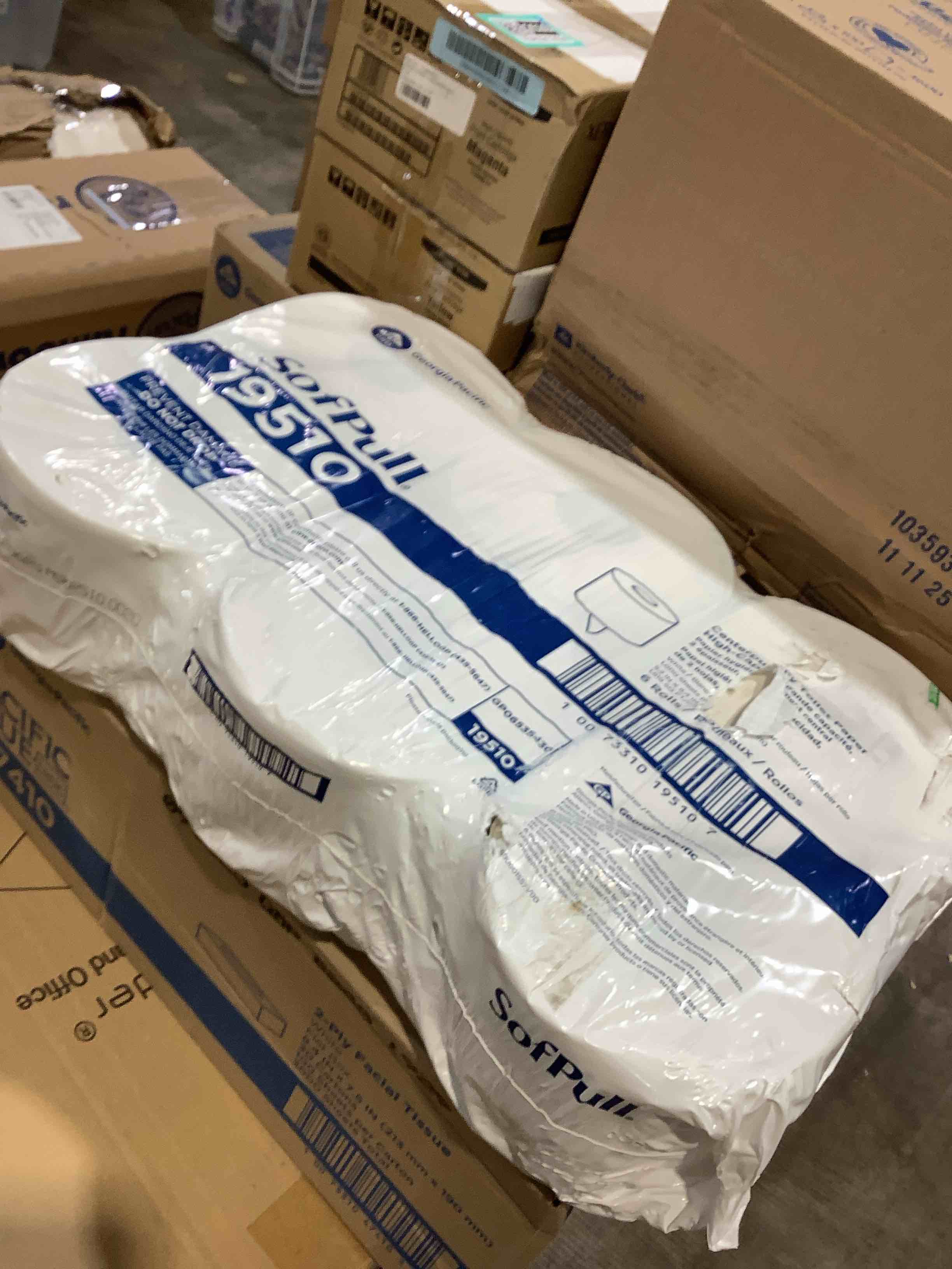 Condition photo showing New/Like New for georgia pacific sofpull 19510 centerpull 2-ply high capacity toilet paper, 1000 sheets per roll, 6 rolls per case, white (b00gukwtzs)