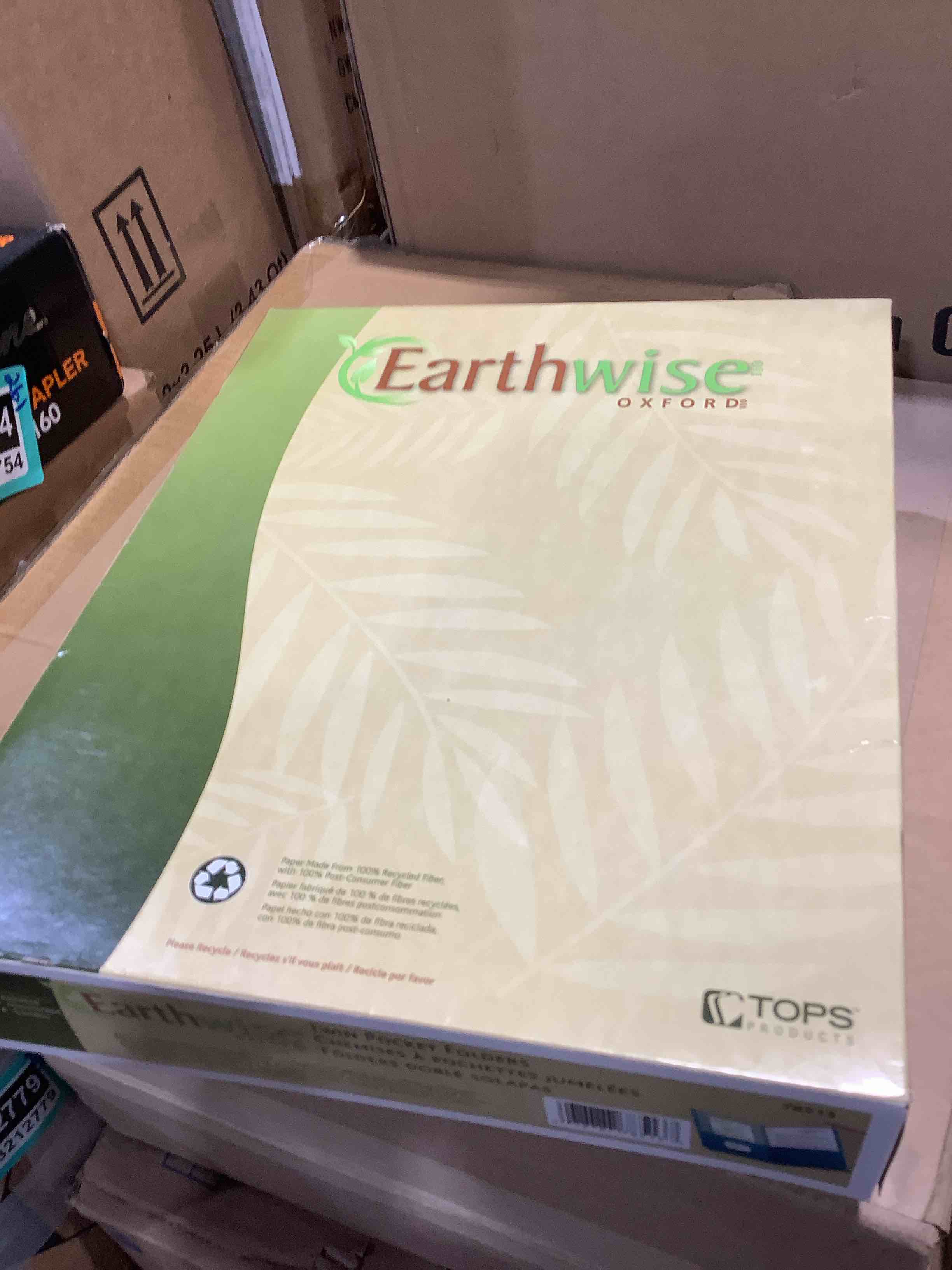 Condition photo showing New/Like New for oxford earthwise recycled 2-pocket folder assorted colors set of 25