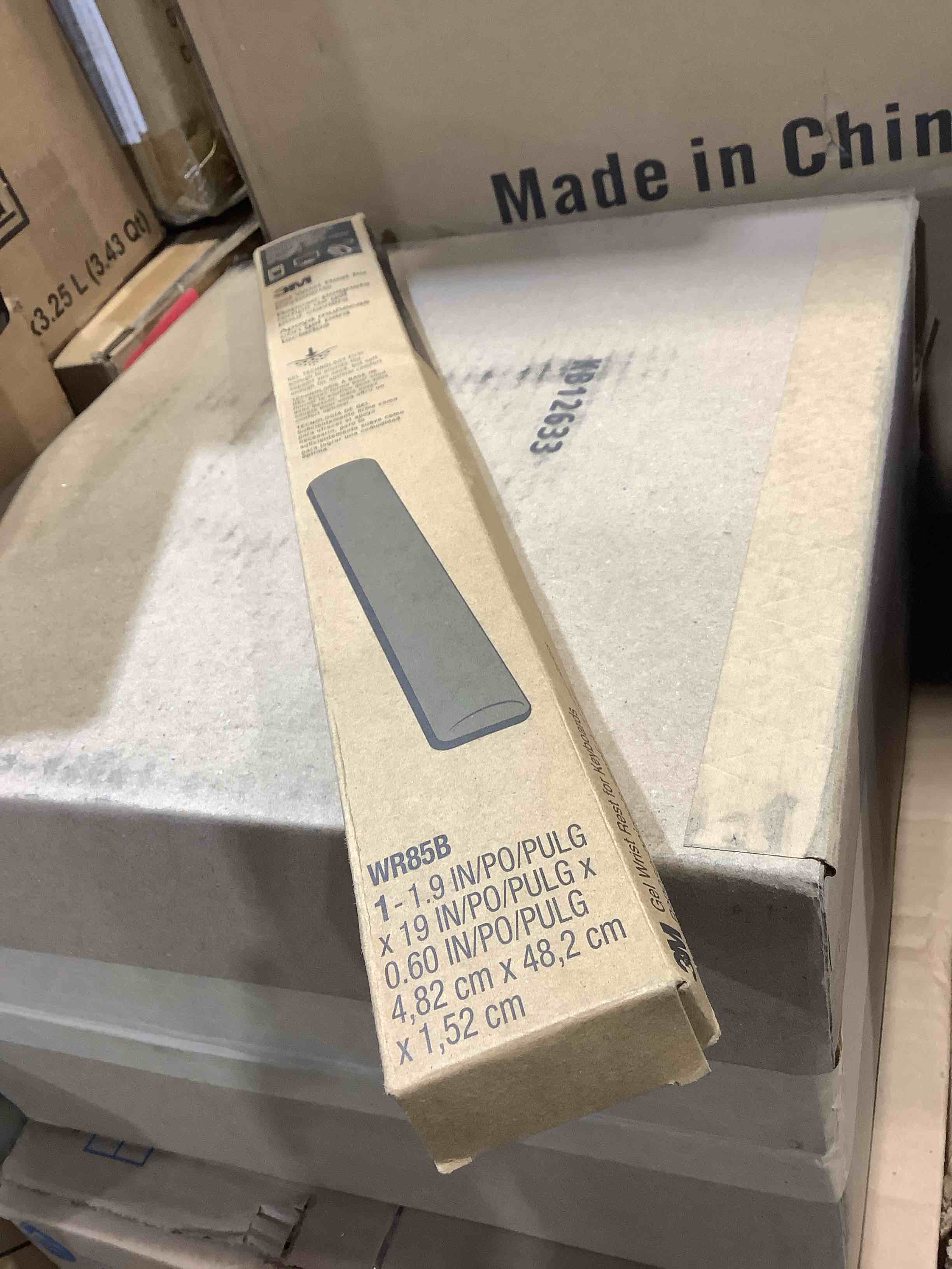 Condition photo showing New/Like New for 3m gel wrist rest for keyboards  soothing 3m gel technology and satin smooth cover for all day comfort and support  19