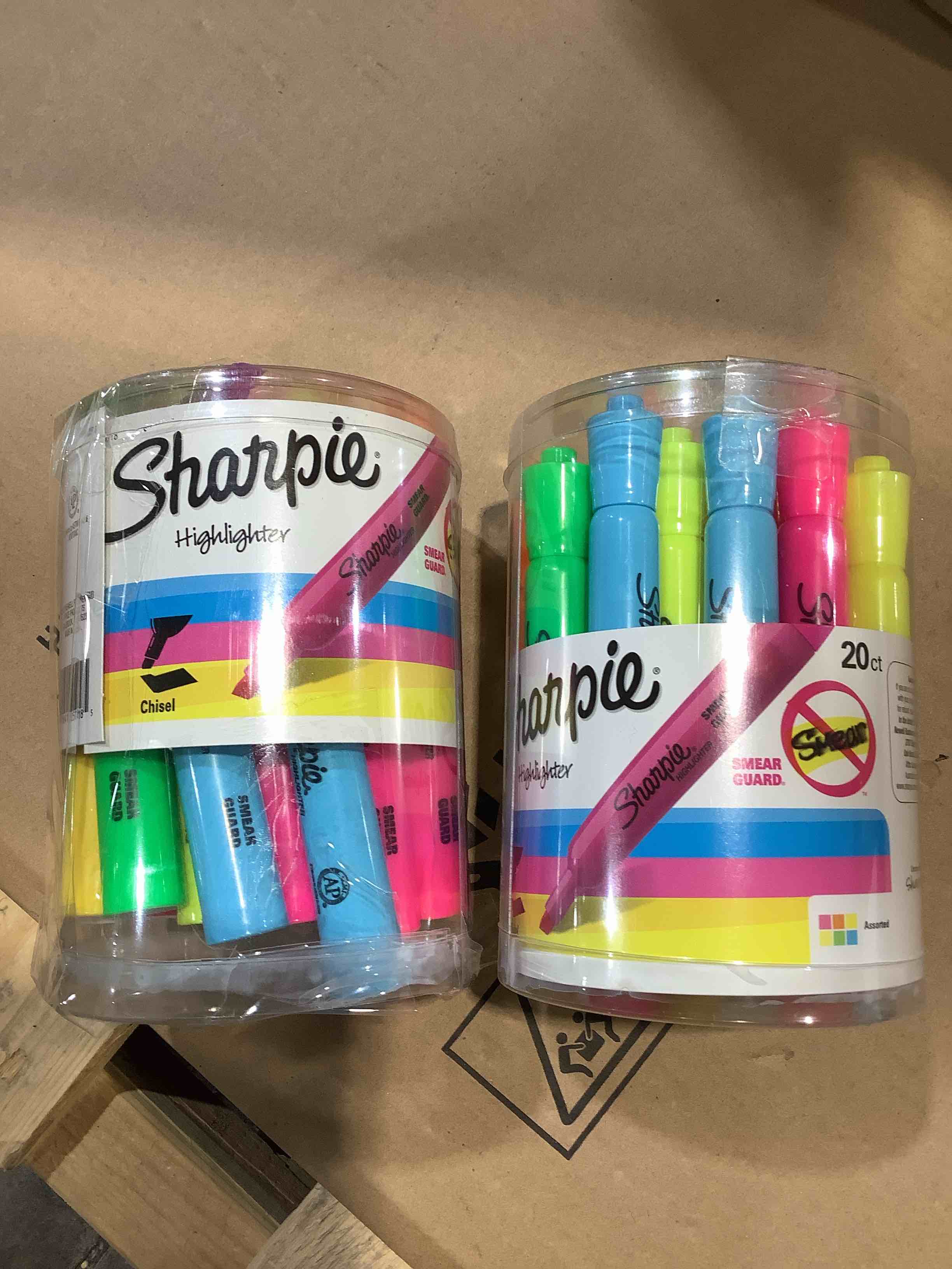 sharpie accent tank-style highlighters  chisel point  assorted colors  20 count