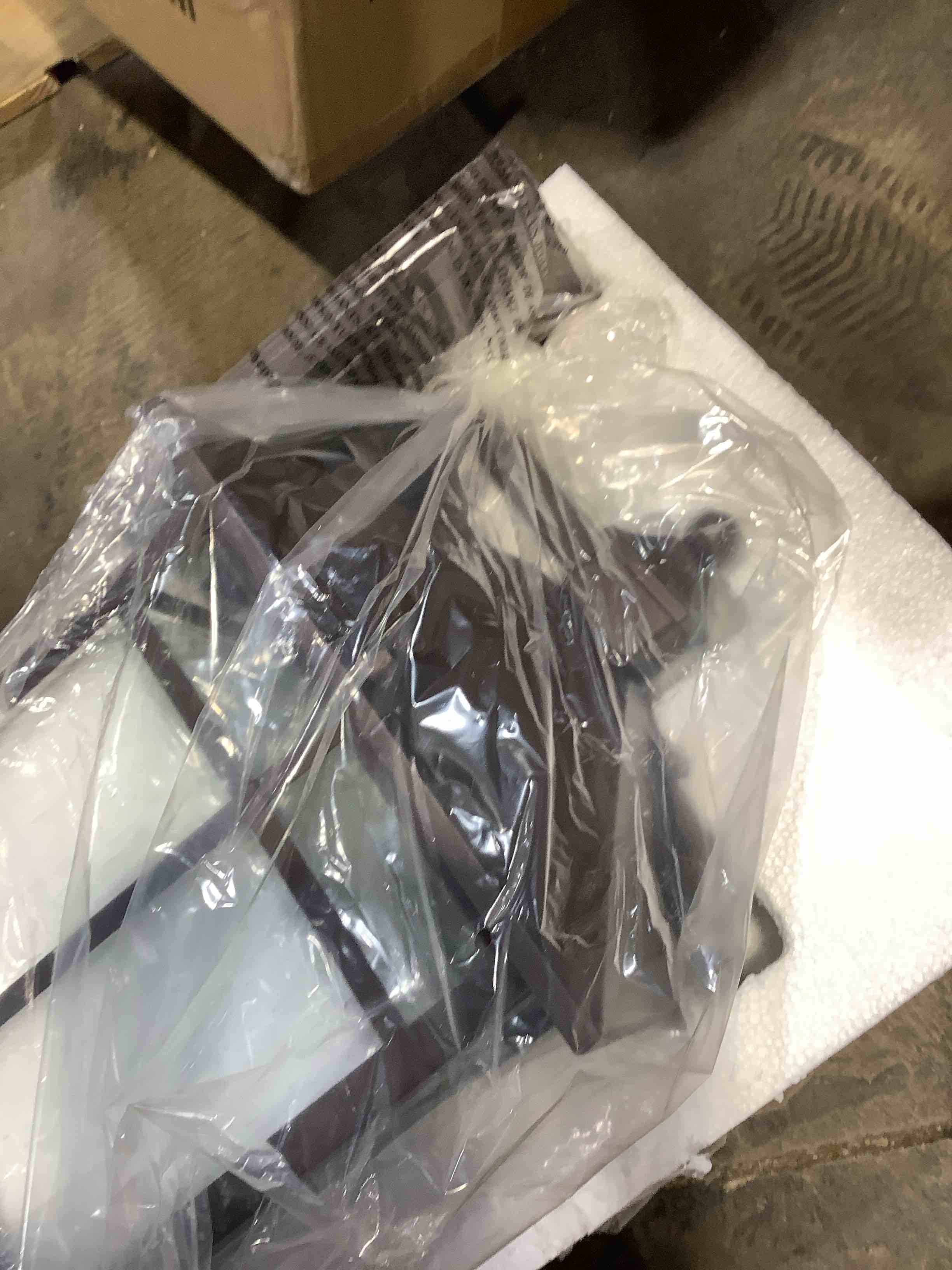 Condition photo showing New/Like New for led wall sconces, modern european light outdoor lateran bronze