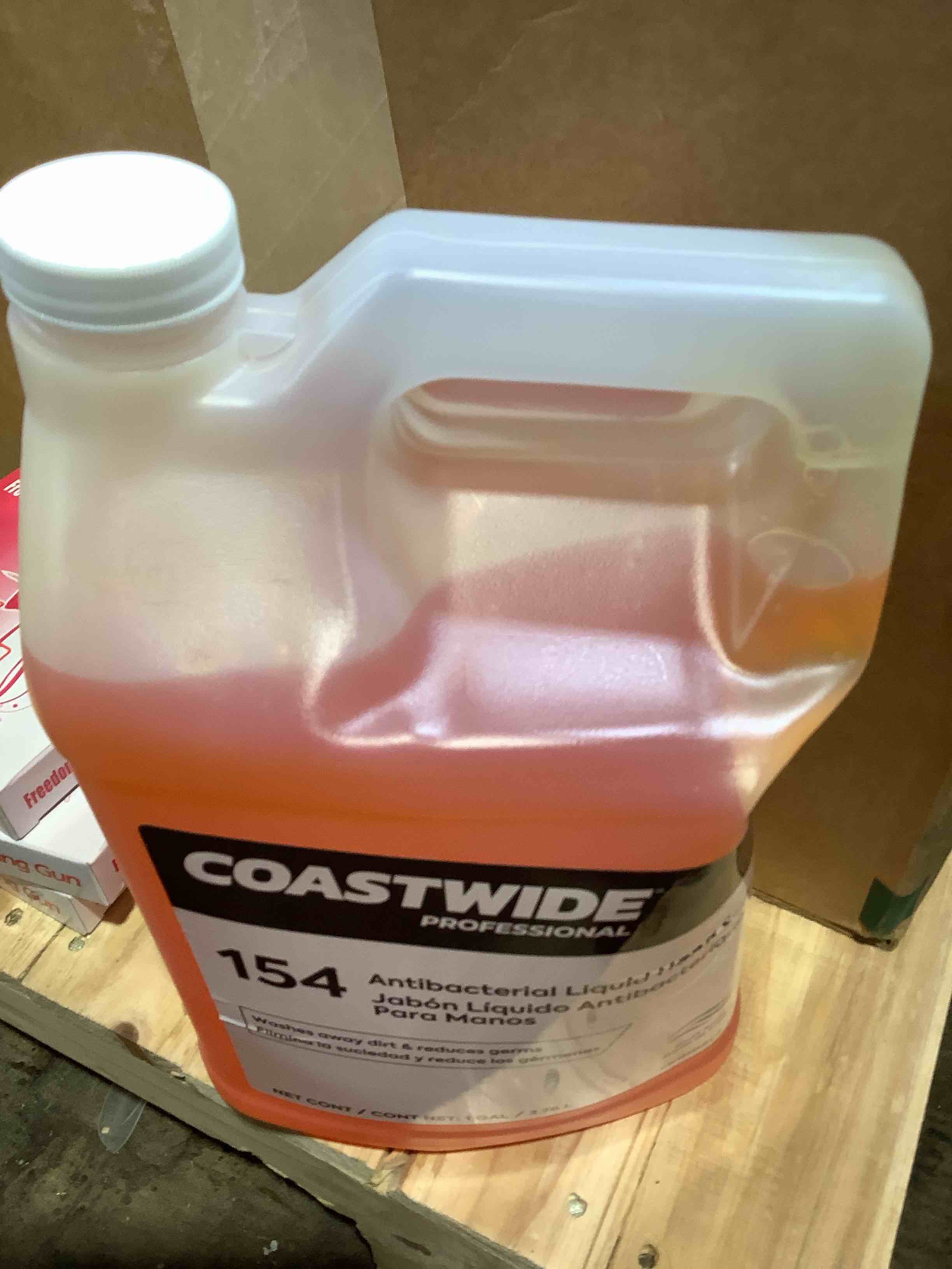 Condition photo showing New/Like New for coastwide professional 1 gallon 154 antibacterial liquid hand soap