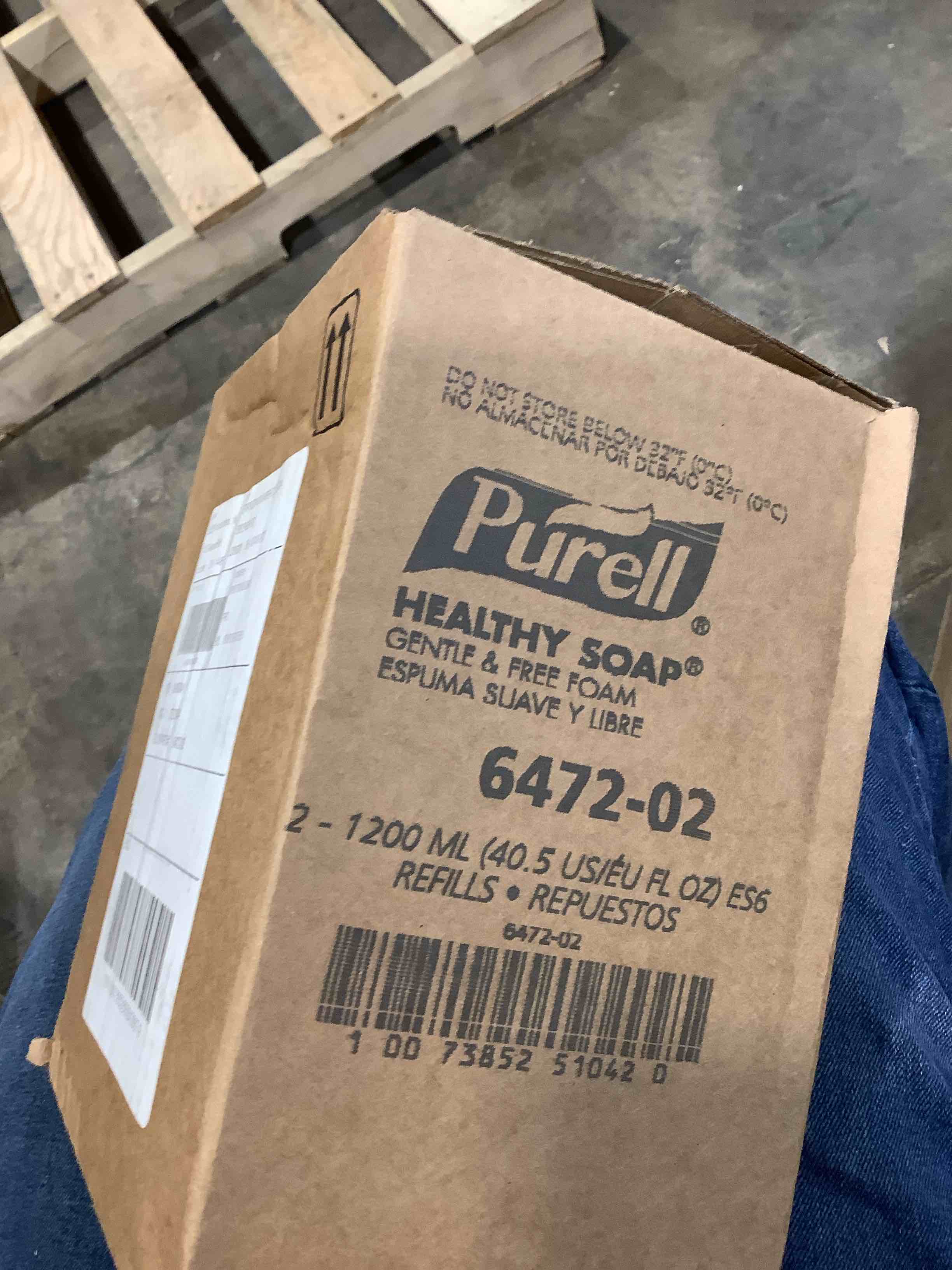 Condition photo showing New/Like New for healthcare healthy soap gentle and free foam 1200 ml for es6 dispensers 2/carton