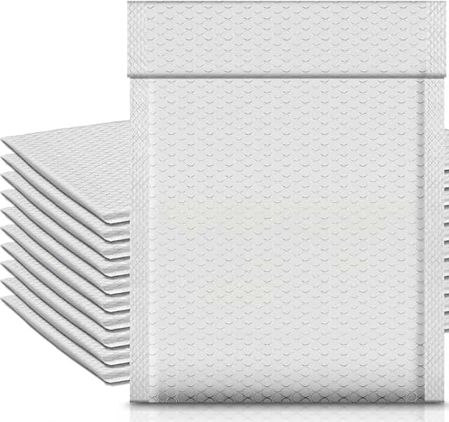 staples 14 1/4" x 19" poly bubble mailers, easy clothes, tear and water resistance, eight count