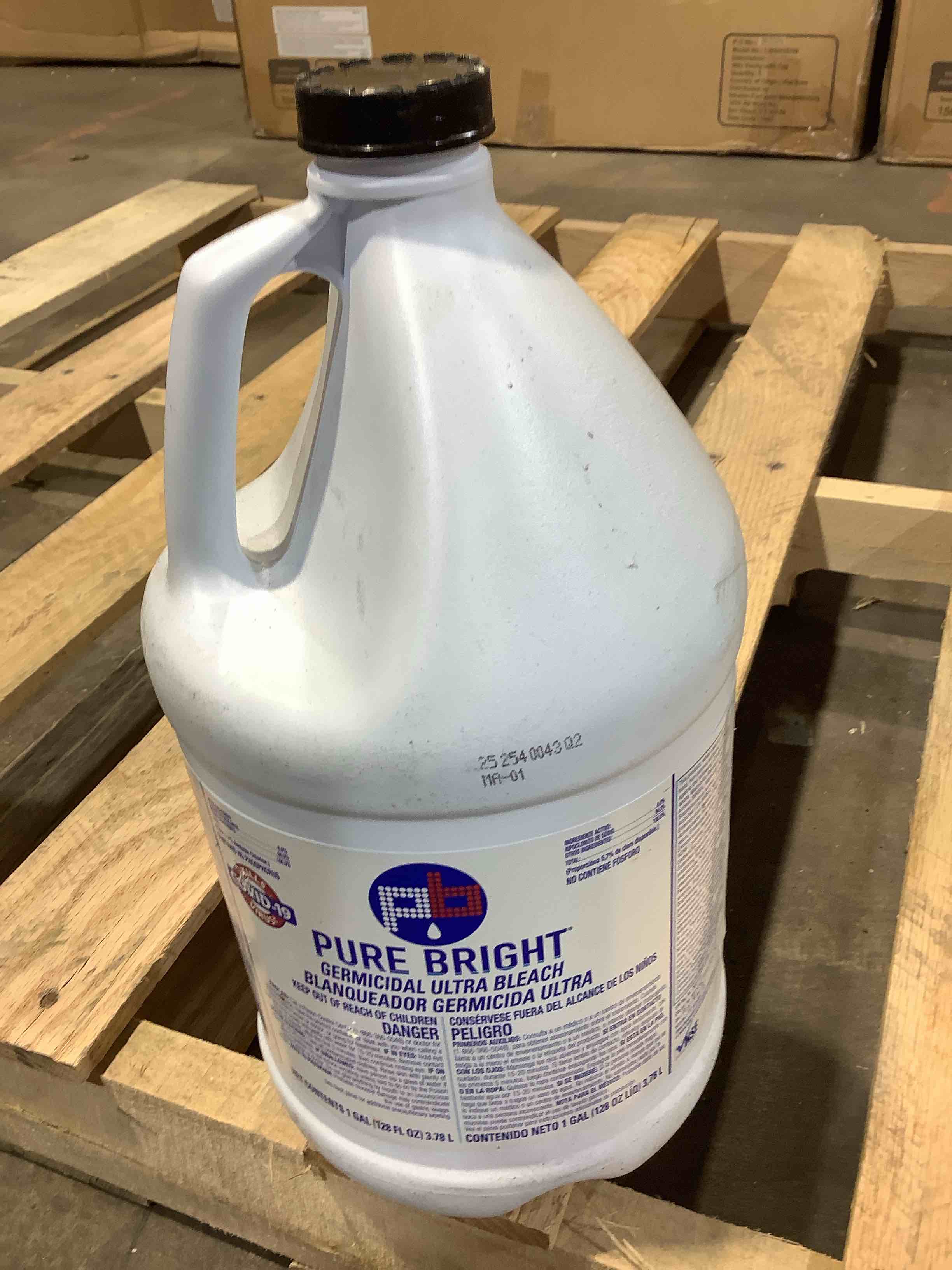 Condition photo showing New/Like New for pure bright liquid bleach  1 gallon bottle