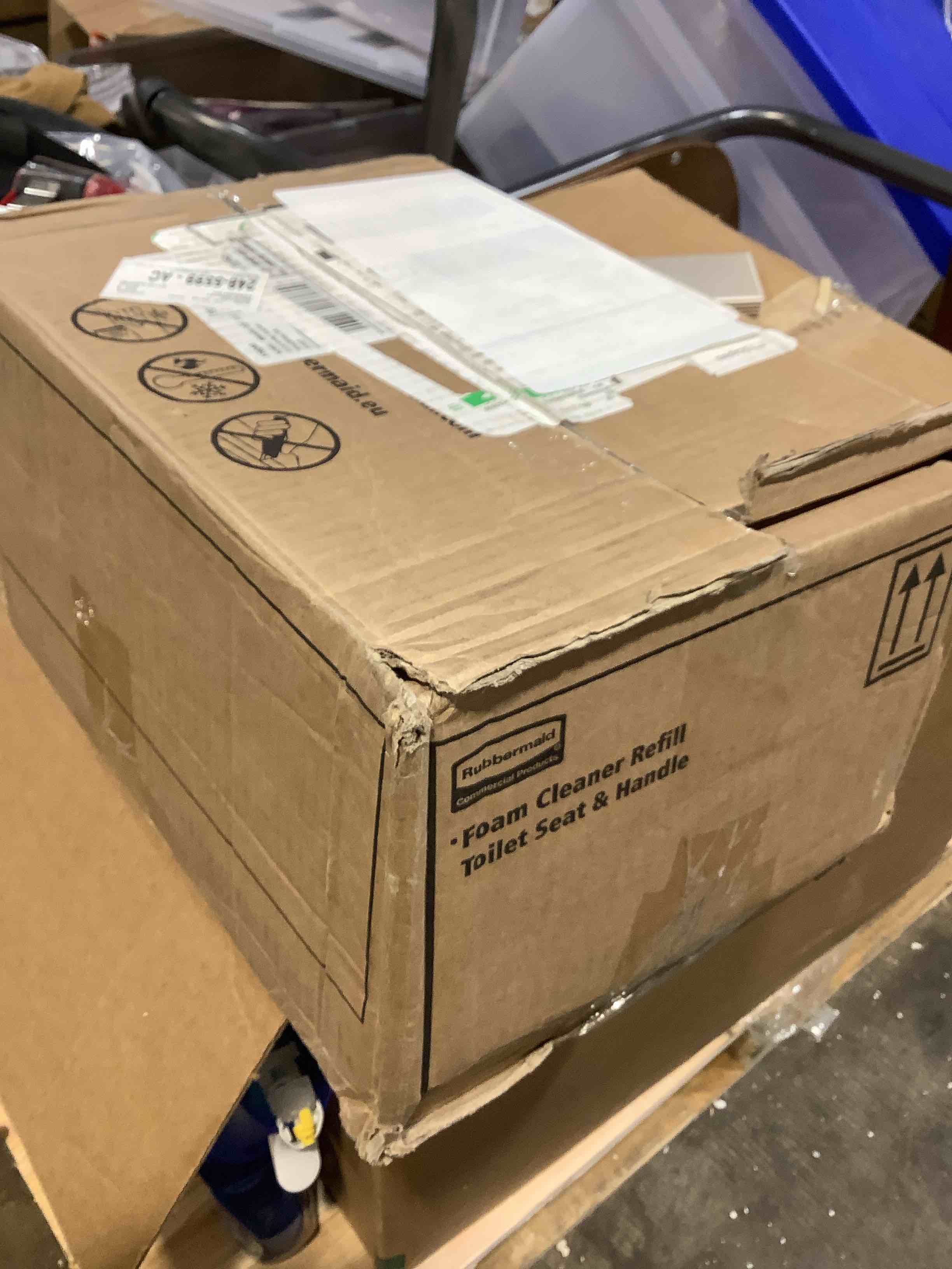 Condition photo showing New/Like New for tc clean seat foam dispnsr refill, 