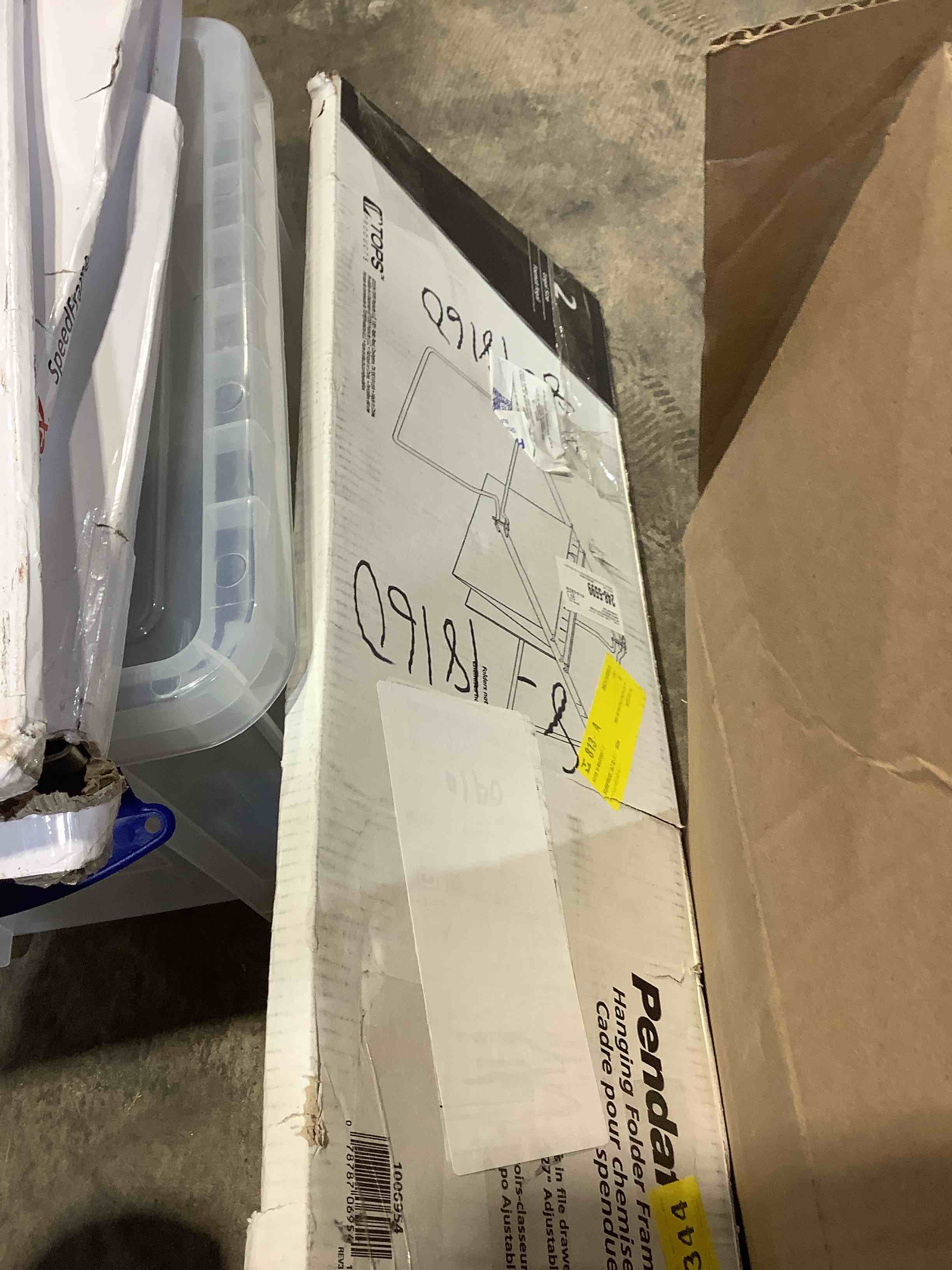 Condition photo showing Good Condition for assorted hanging file folder, frames size, and legal assorted