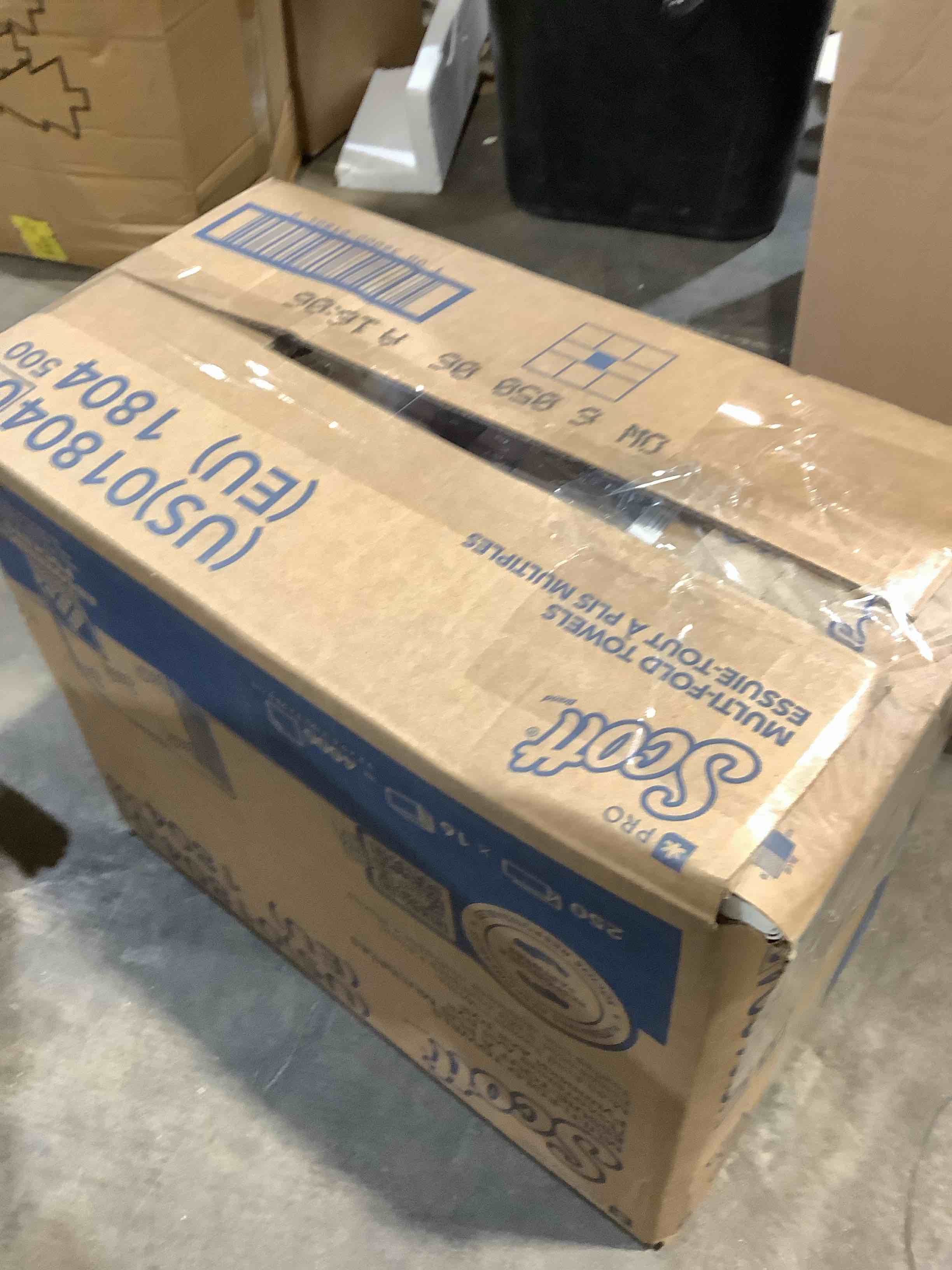 Condition photo showing New/Like New for scott® multifold paper towels (01804)  with absorbency pockets™  9.2  x 9.4  sheets  white (250 sheets/pack  16 packs/case  4 000 sheets/case)