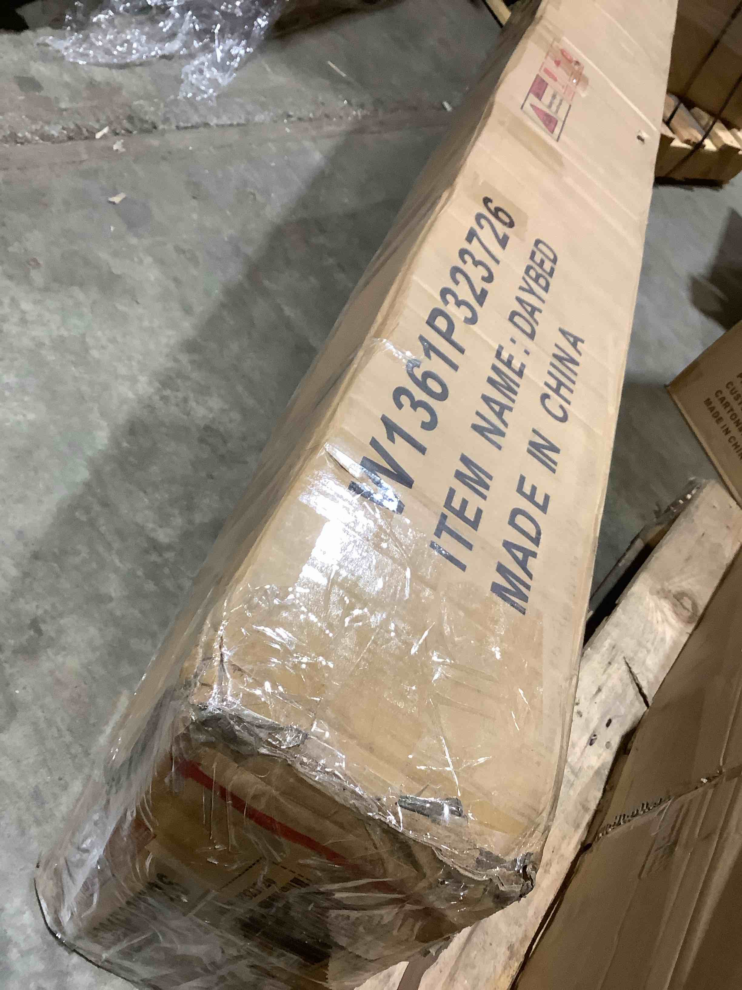 https://s3.amazonaws.com/lotting-images-prod/bidfta/TEA3213800_1776779426759.jpeg