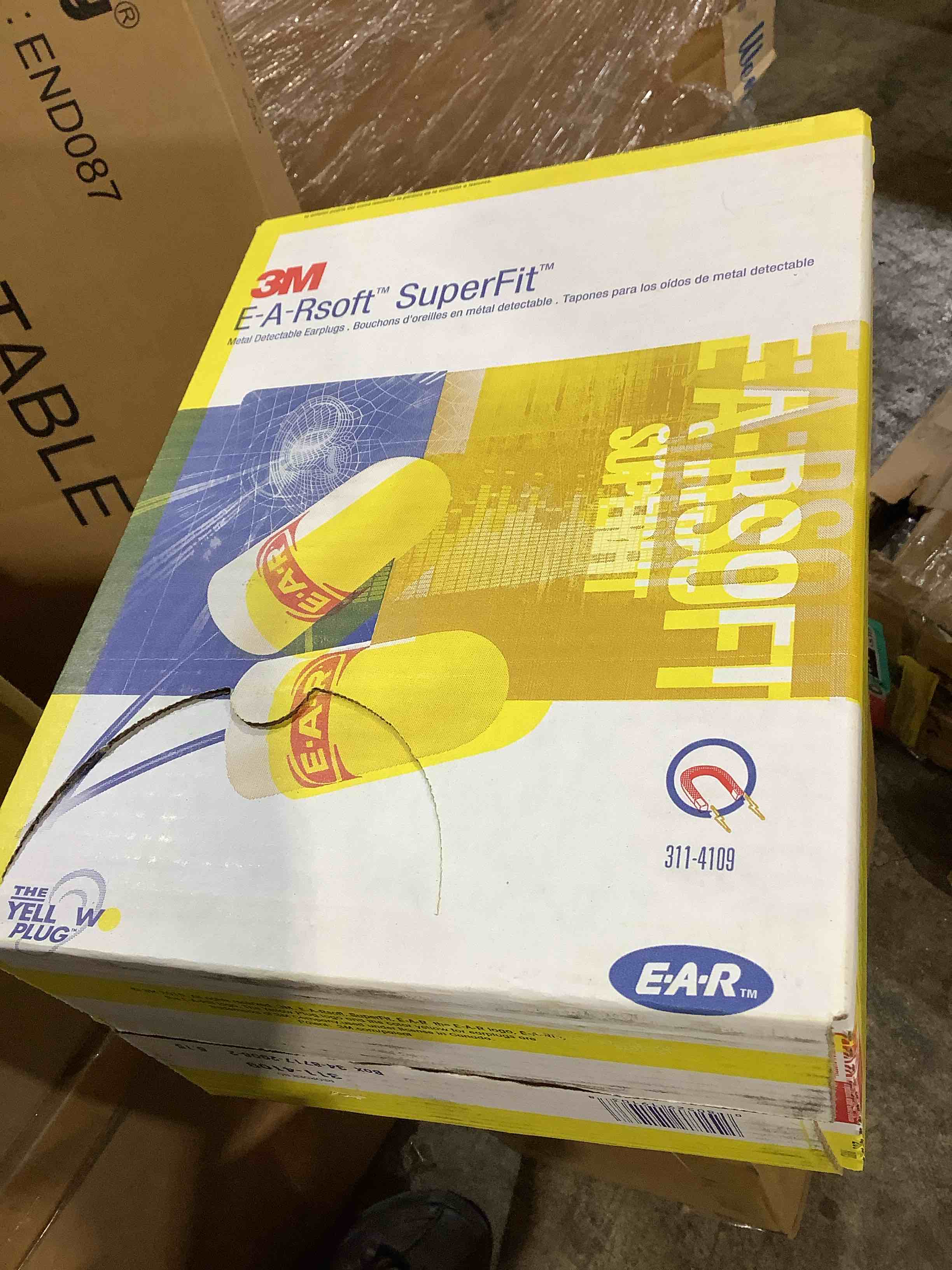 Condition photo showing New/Like New for 3m 7010384671 e-a-rsoft metal detectable soft foam earplugs - yellow (200/box)
