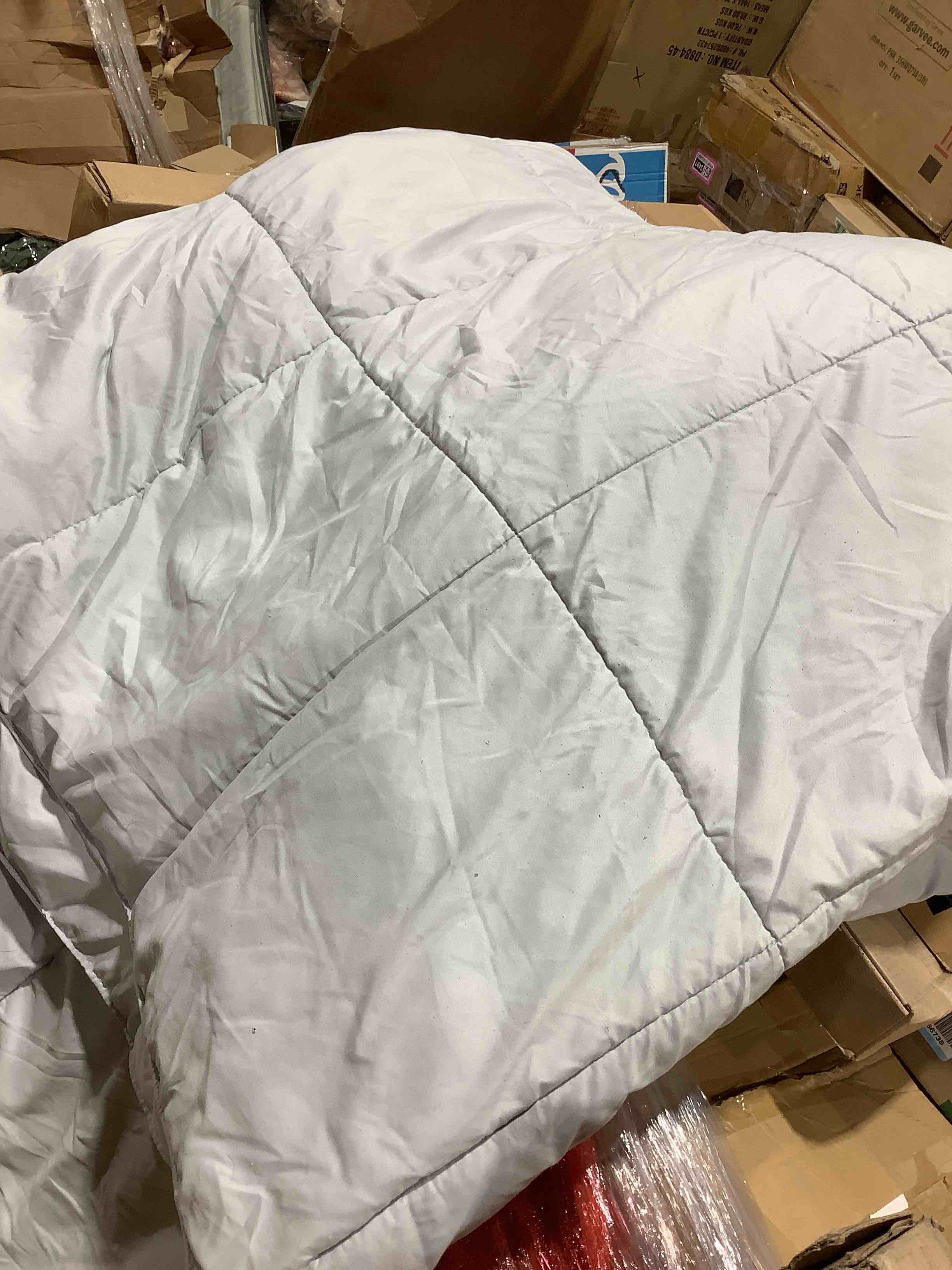Set of 2 Full/Queen Pillow Top Blankets
