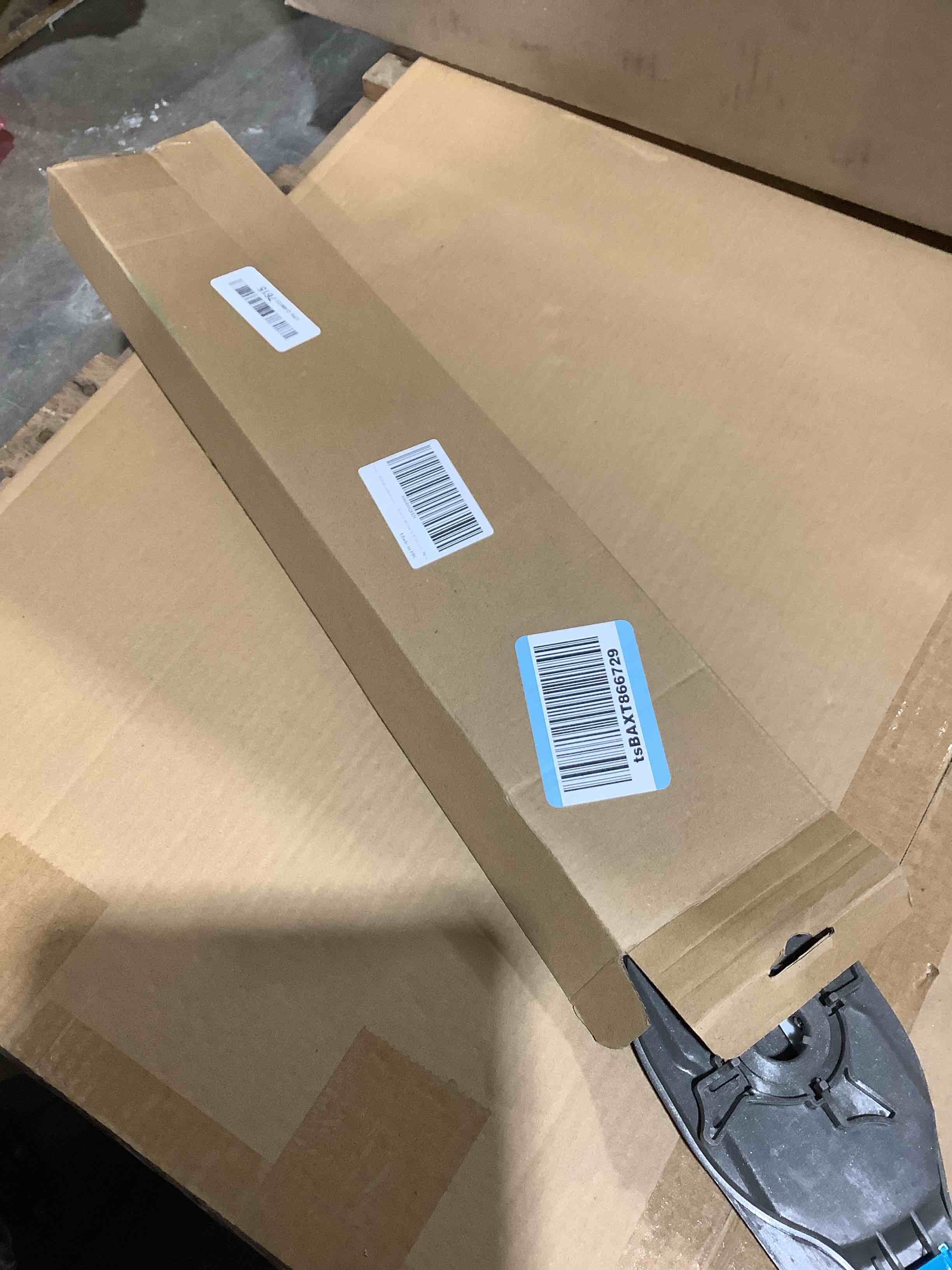 https://s3.amazonaws.com/lotting-images-prod/bidfta/TEA3213930_1777302629443.jpeg
