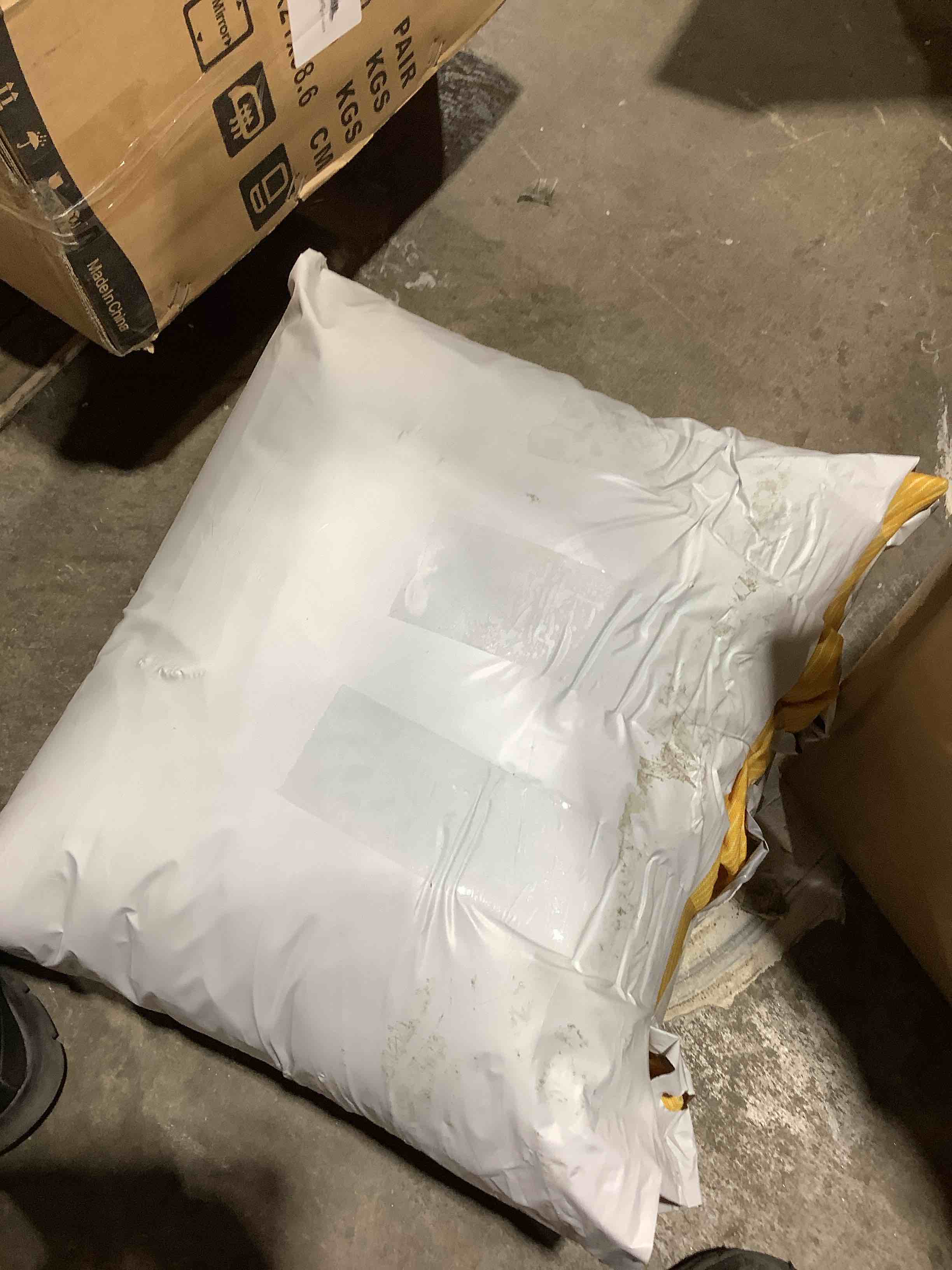 https://s3.amazonaws.com/lotting-images-prod/bidfta/TEA3213956_1777321236979.jpeg