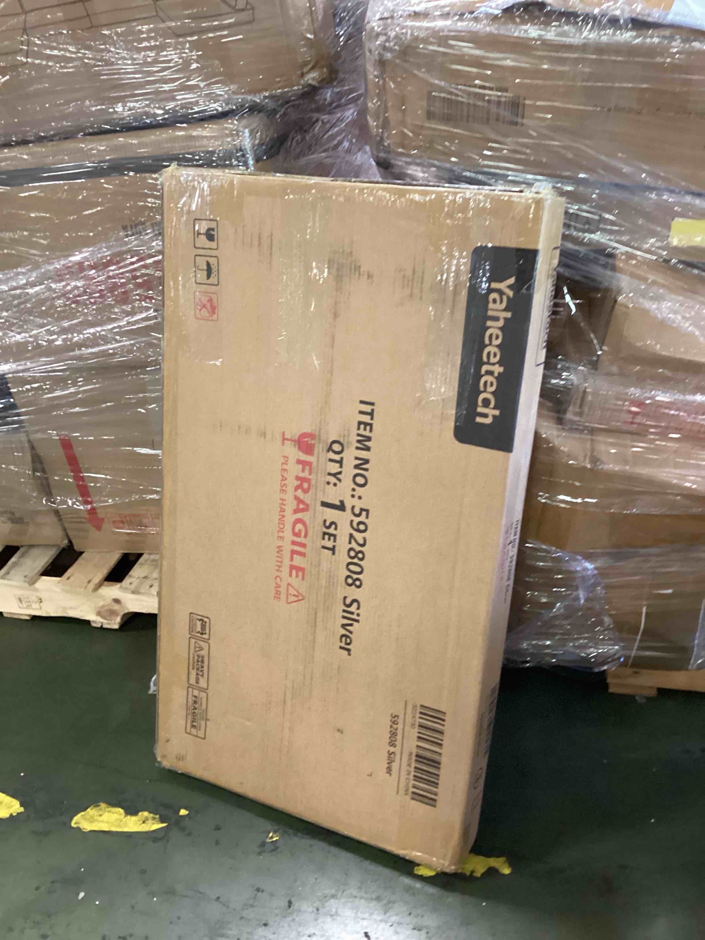 https://s3.amazonaws.com/lotting-images-prod/bidfta/TEA3214121_1750276307689.jpeg