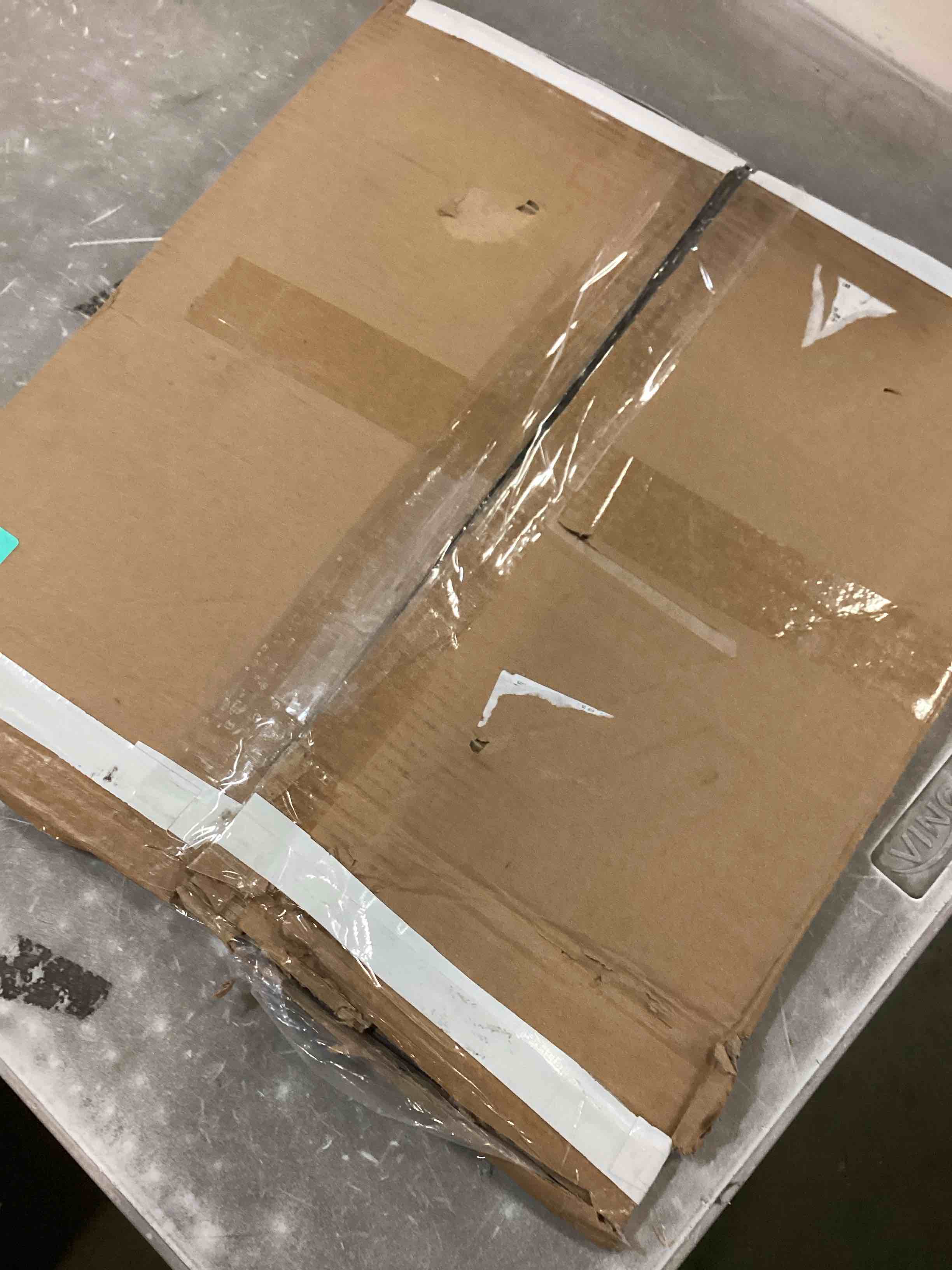 https://s3.amazonaws.com/lotting-images-prod/bidfta/TEA3220366_1749649701824.jpeg