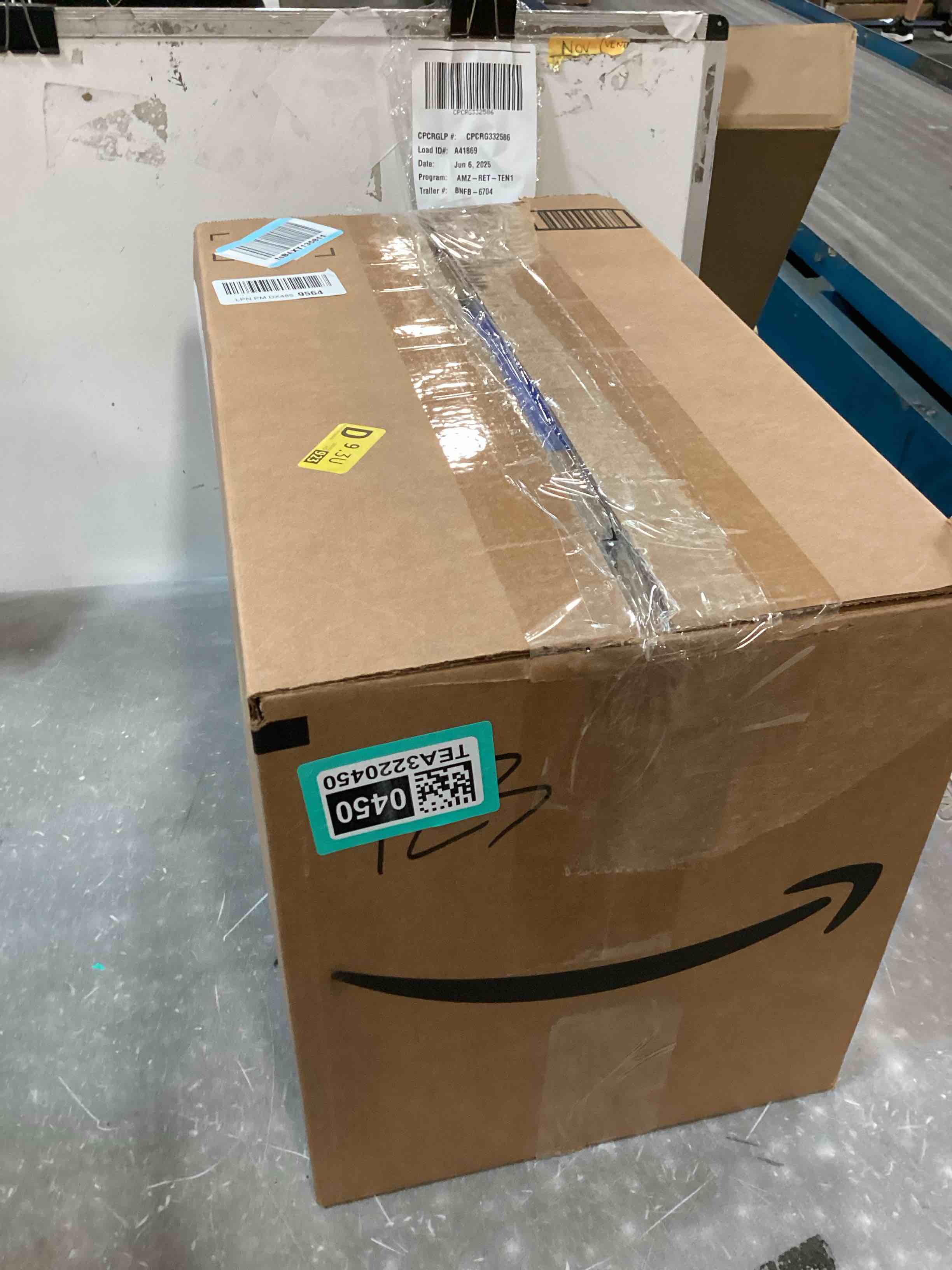 https://s3.amazonaws.com/lotting-images-prod/bidfta/TEA3220450_1749659550034.jpeg