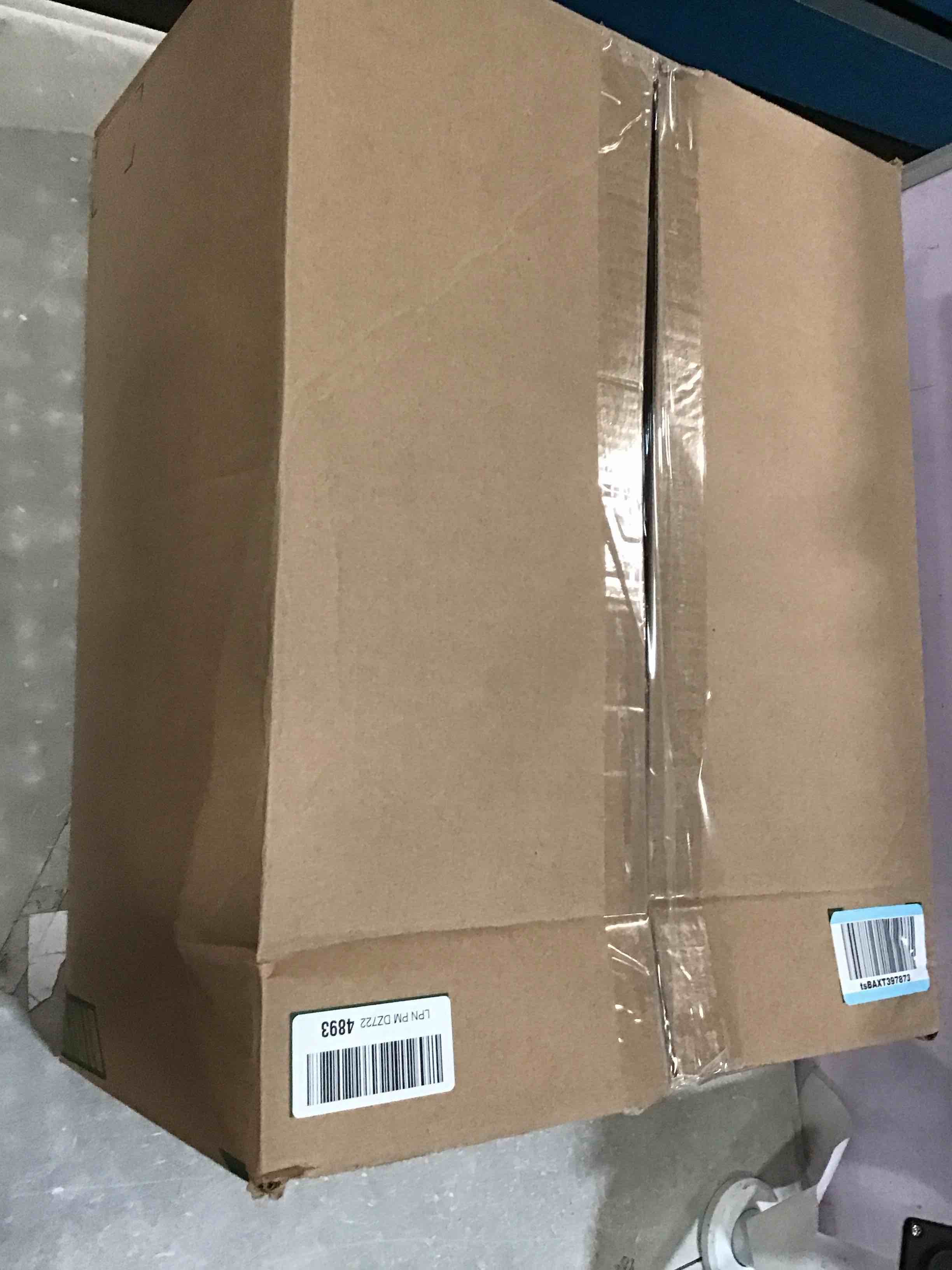 https://s3.amazonaws.com/lotting-images-prod/bidfta/TEA3221100_1750188014906.jpeg