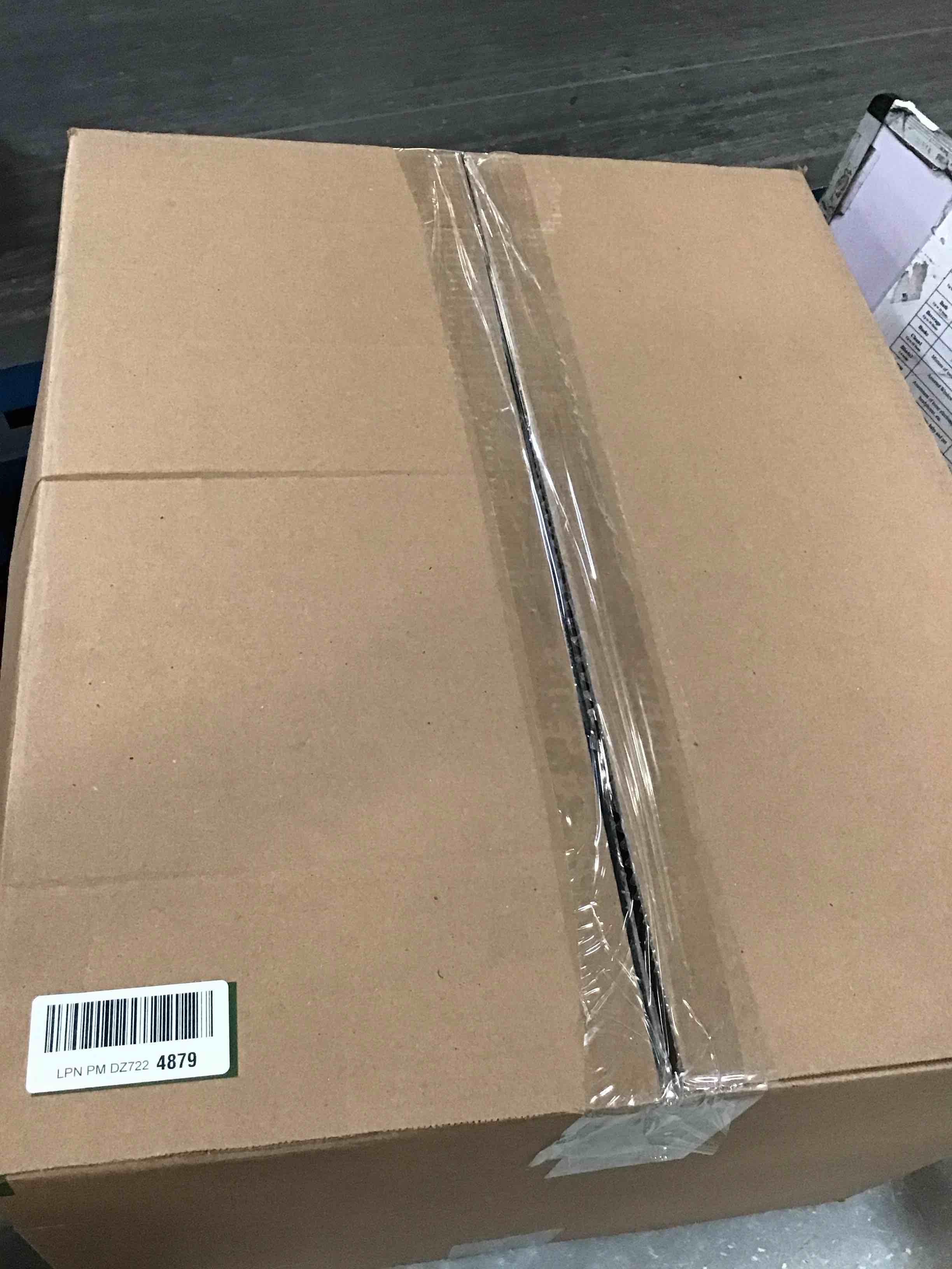 https://s3.amazonaws.com/lotting-images-prod/bidfta/TEA3221108_1750183896593.jpeg