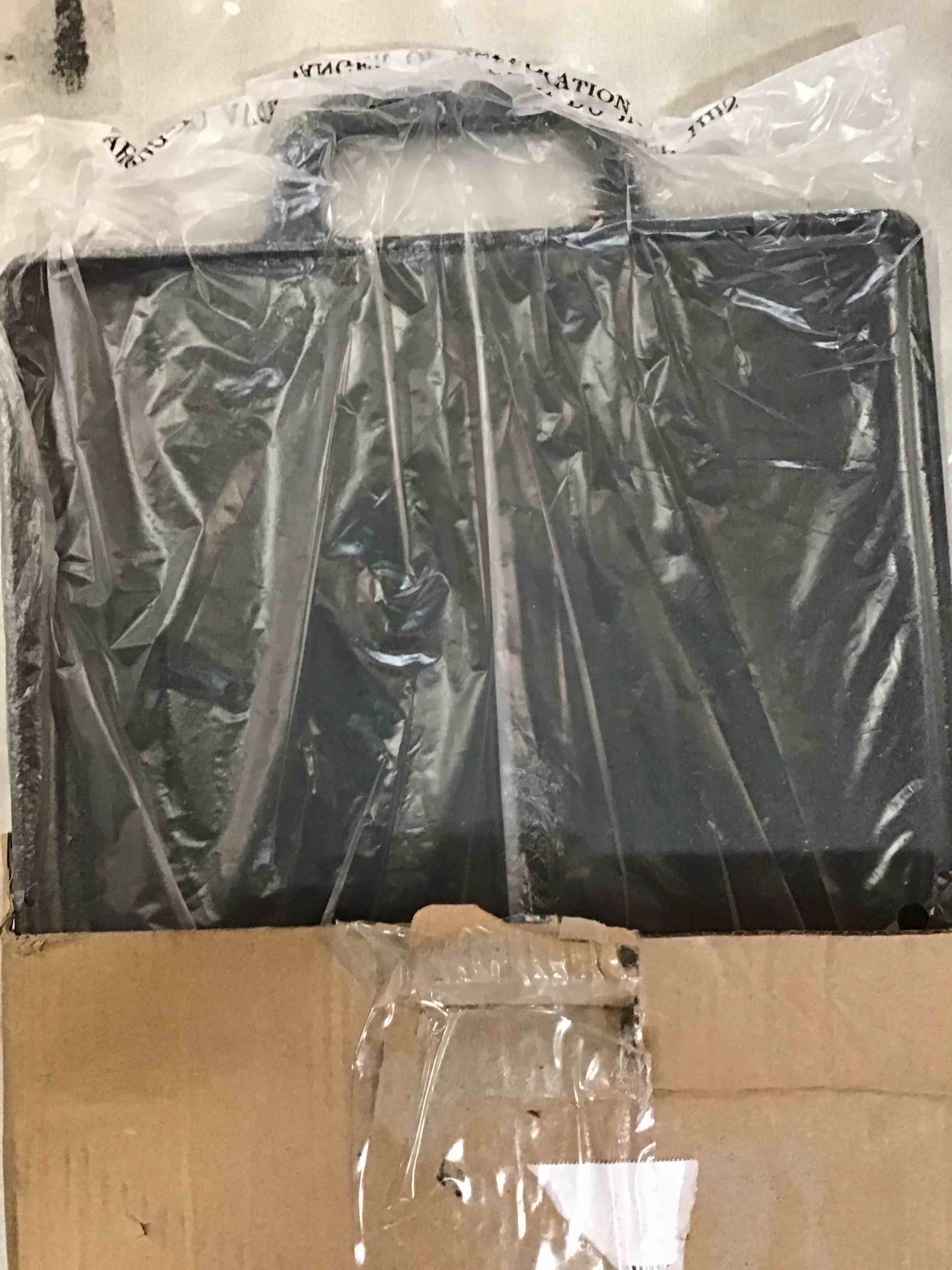 https://s3.amazonaws.com/lotting-images-prod/bidfta/TEA3221507_1750364309368.jpeg