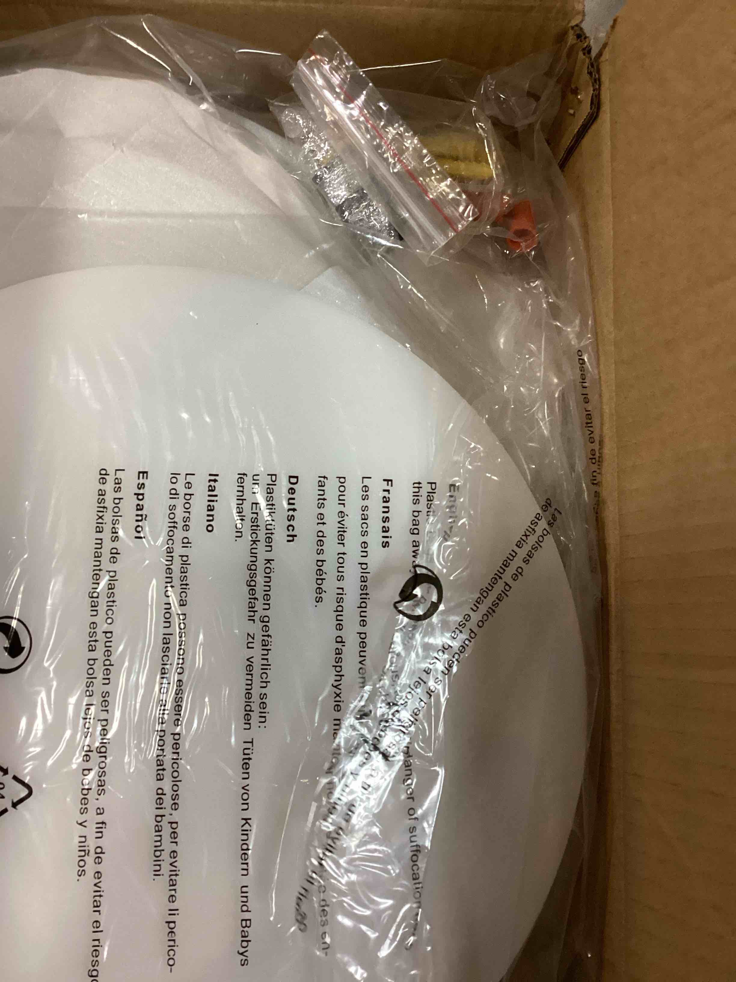 https://s3.amazonaws.com/lotting-images-prod/bidfta/TEA3221569_1750424795617.jpeg