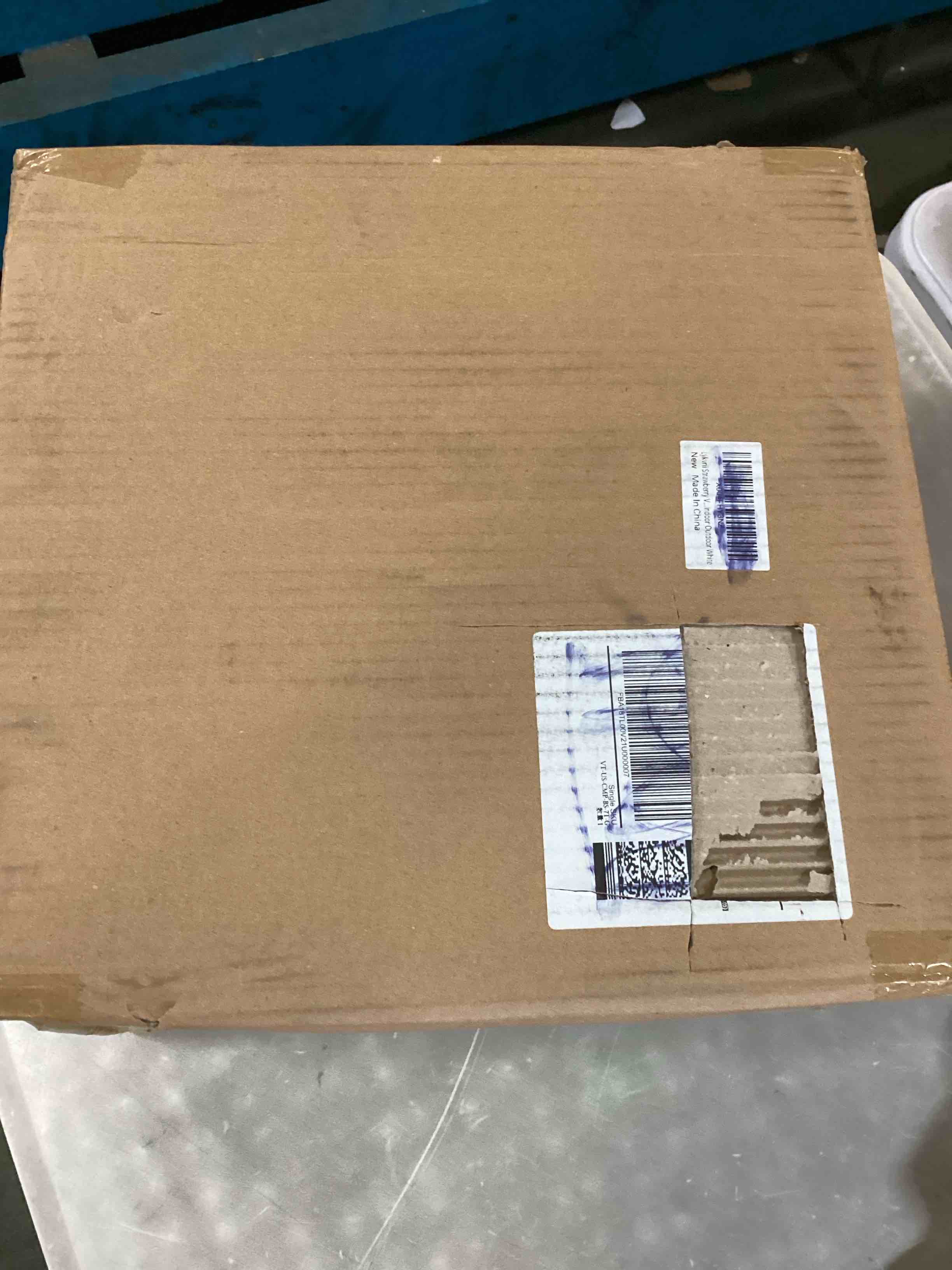 https://s3.amazonaws.com/lotting-images-prod/bidfta/TEA3221624_1750437243572.jpeg