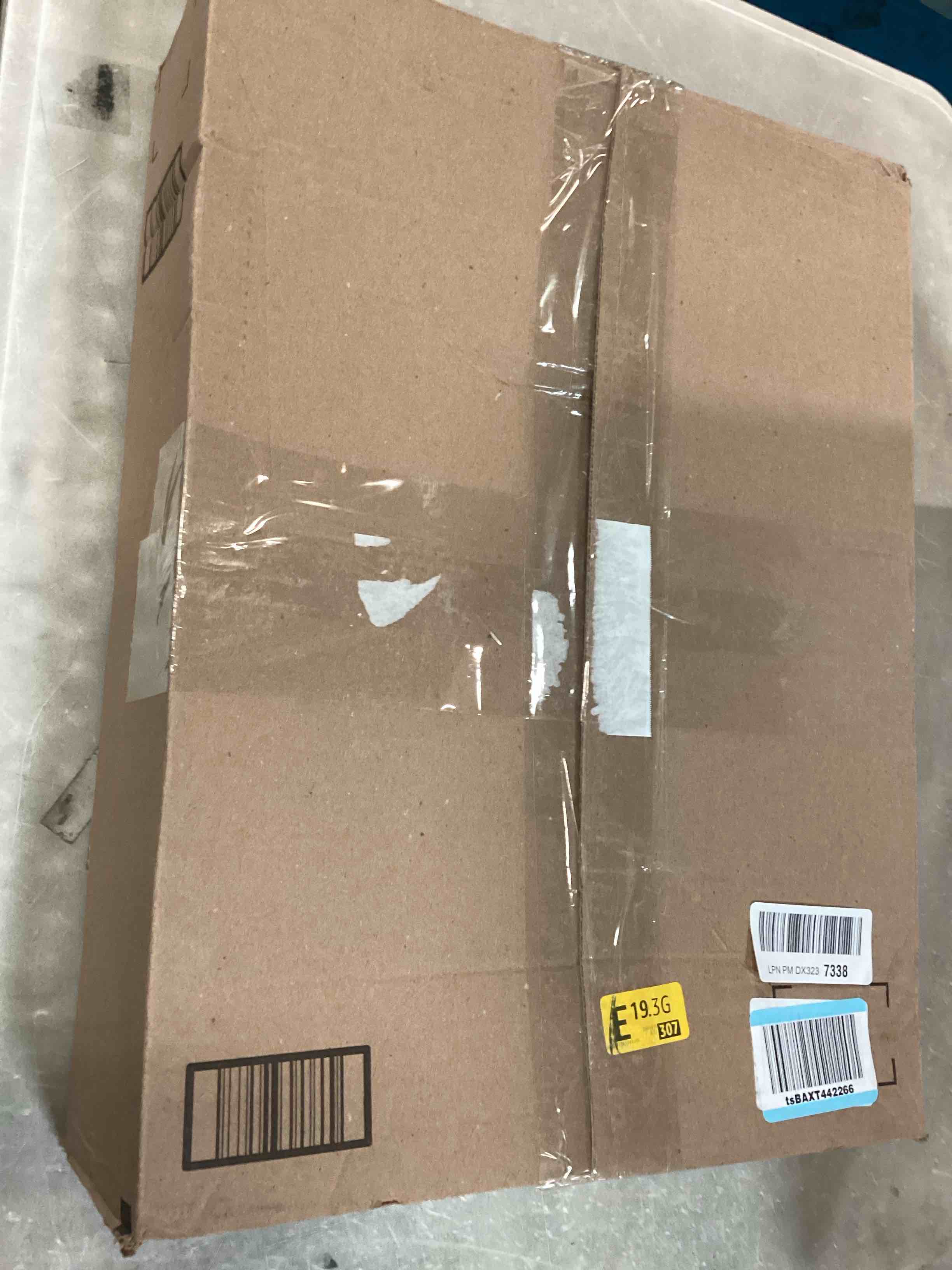 https://s3.amazonaws.com/lotting-images-prod/bidfta/TEA3221811_1750512887237.jpeg
