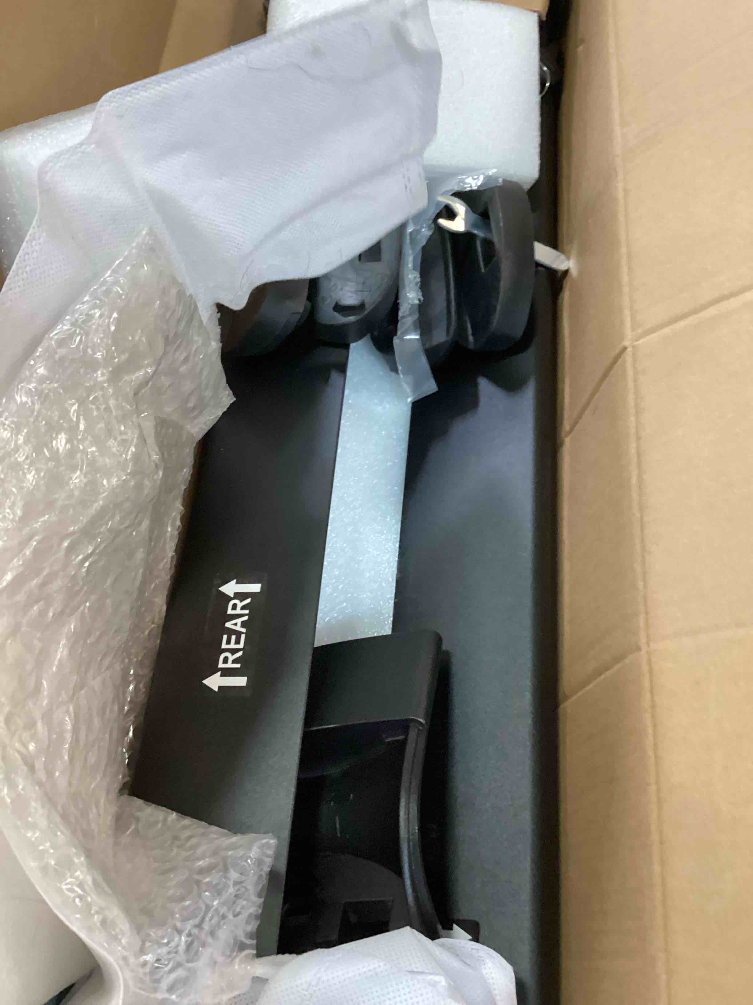 https://s3.amazonaws.com/lotting-images-prod/bidfta/TEA3221943_1750692742296.jpeg