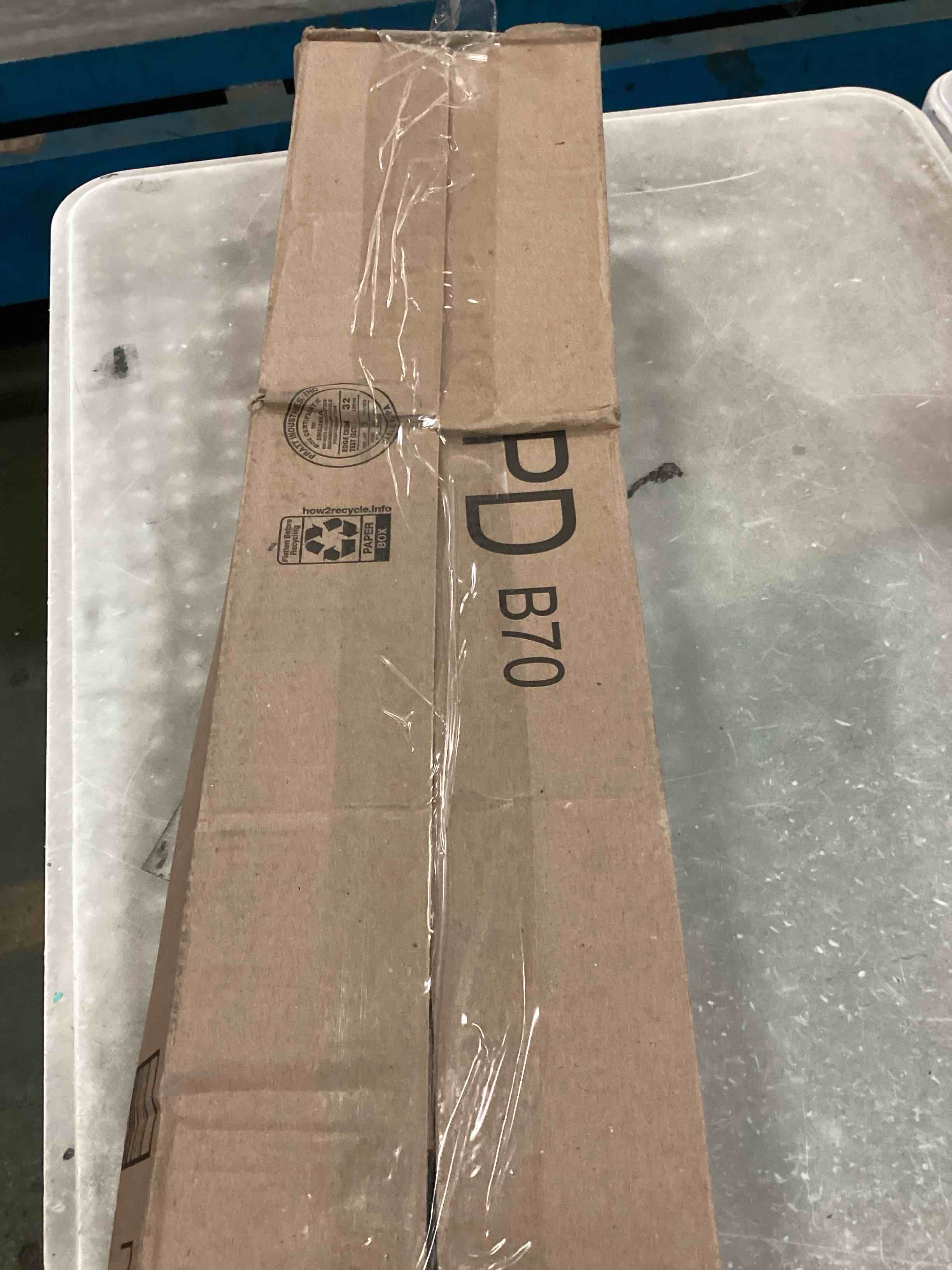 https://s3.amazonaws.com/lotting-images-prod/bidfta/TEA3221970_1750689625462.jpeg