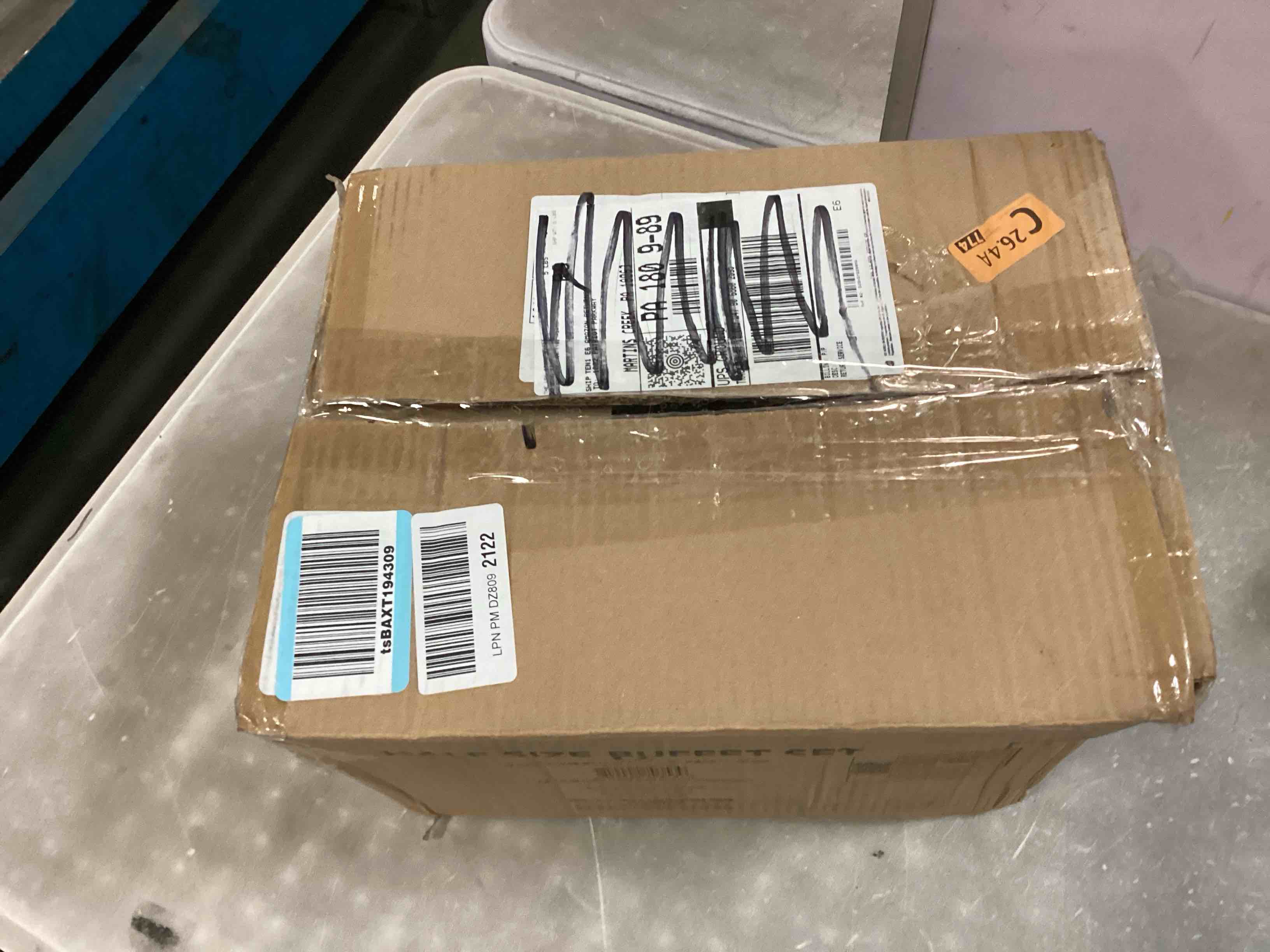 https://s3.amazonaws.com/lotting-images-prod/bidfta/TEA3221983_1750688315908.jpeg