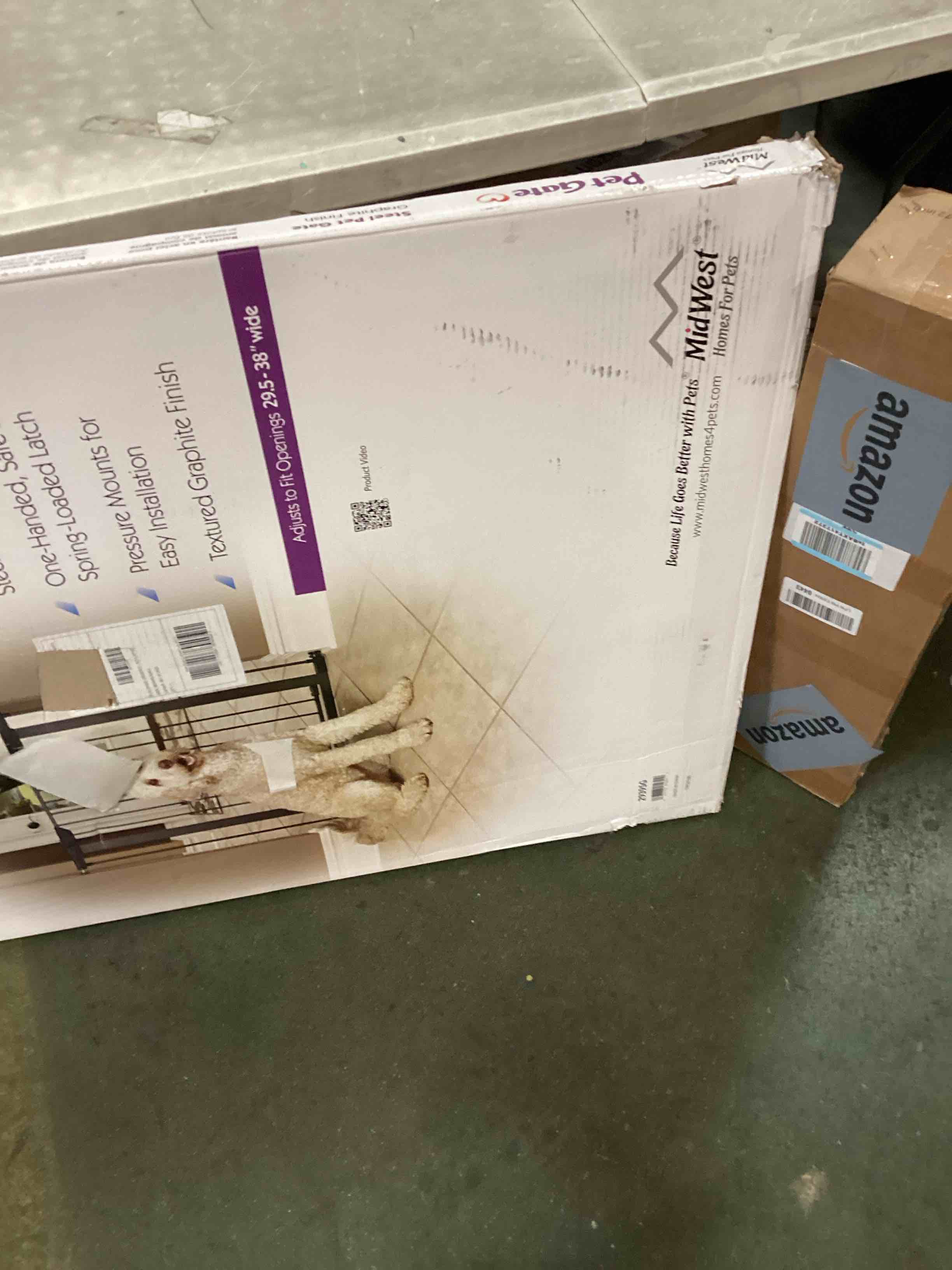 https://s3.amazonaws.com/lotting-images-prod/bidfta/TEA3222013_1750701722926.jpeg