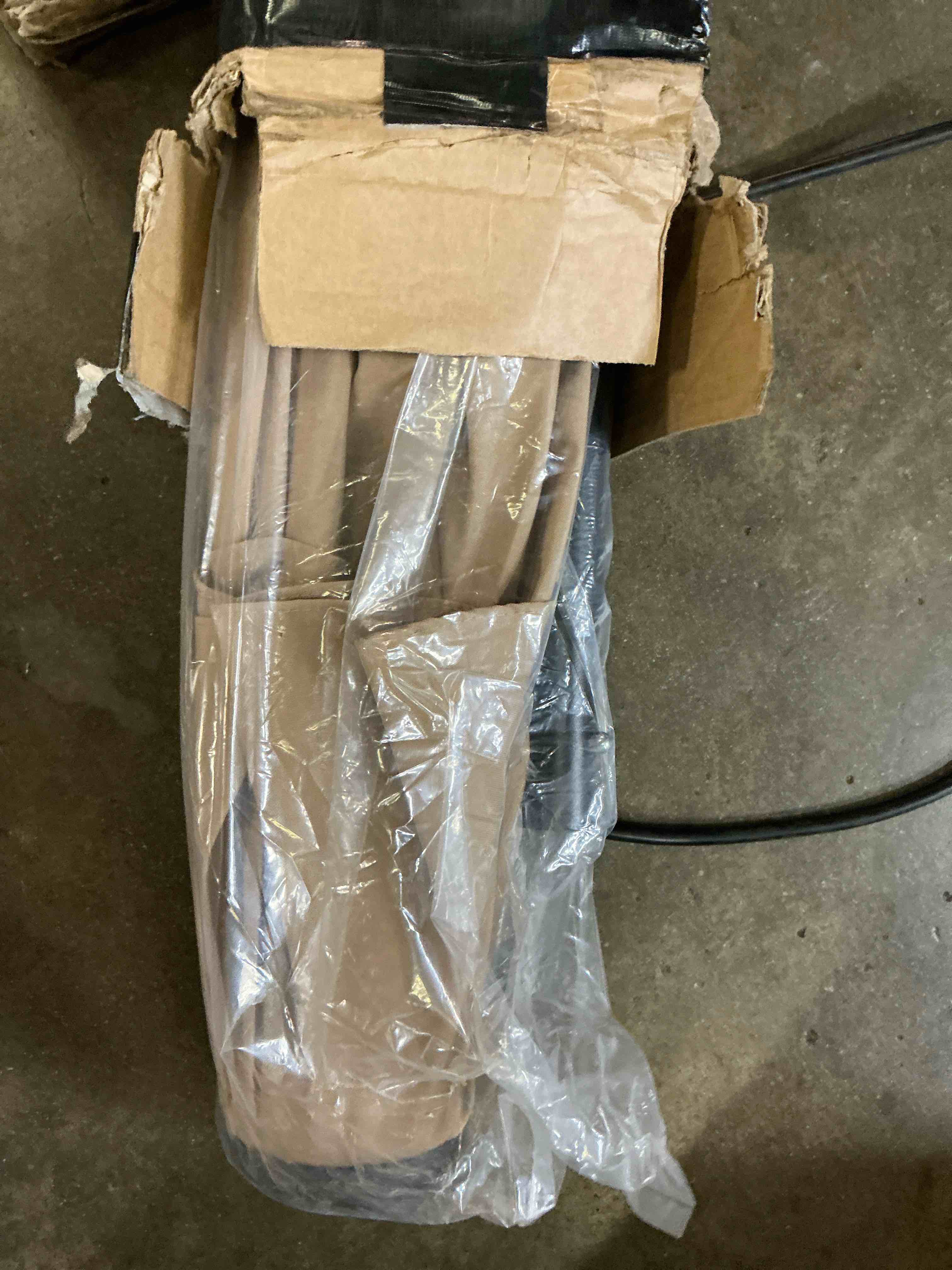 https://s3.amazonaws.com/lotting-images-prod/bidfta/TEA3223377_1755288415740.jpeg