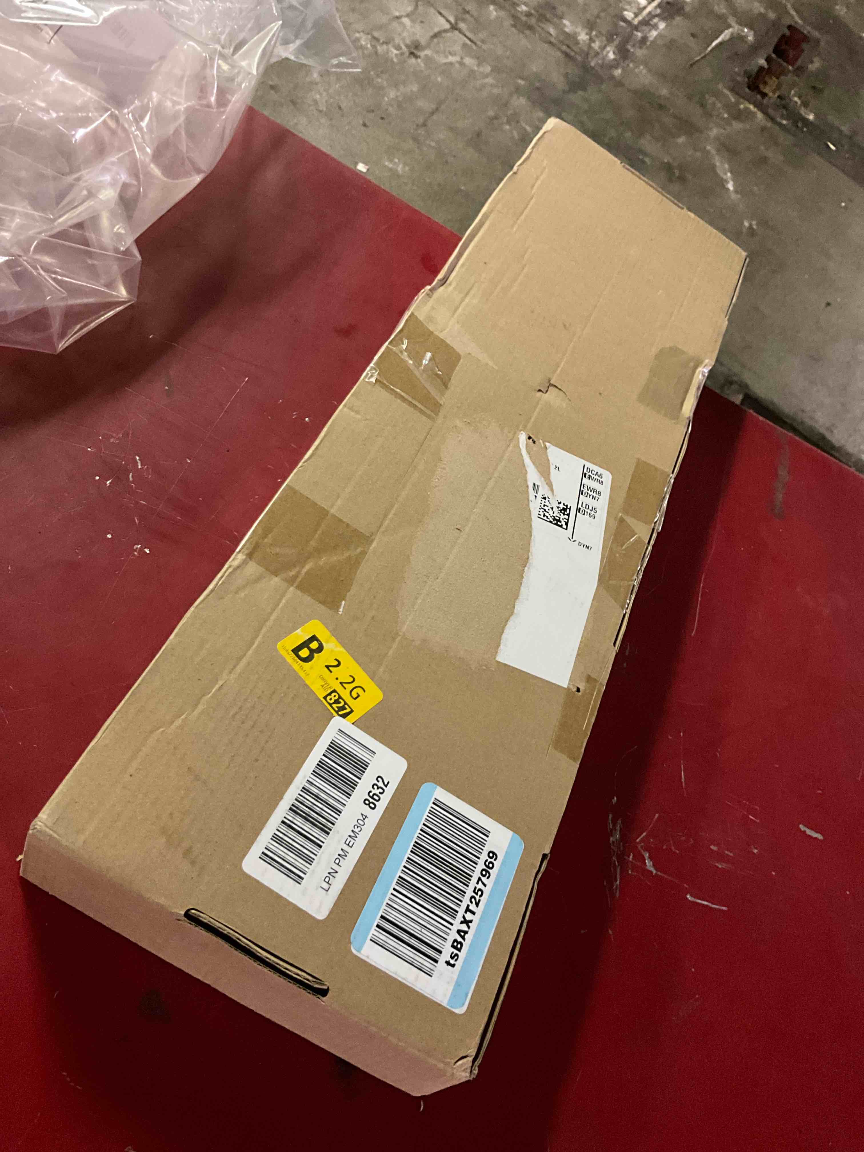 https://s3.amazonaws.com/lotting-images-prod/bidfta/TEA3223458_1755466349396.jpeg