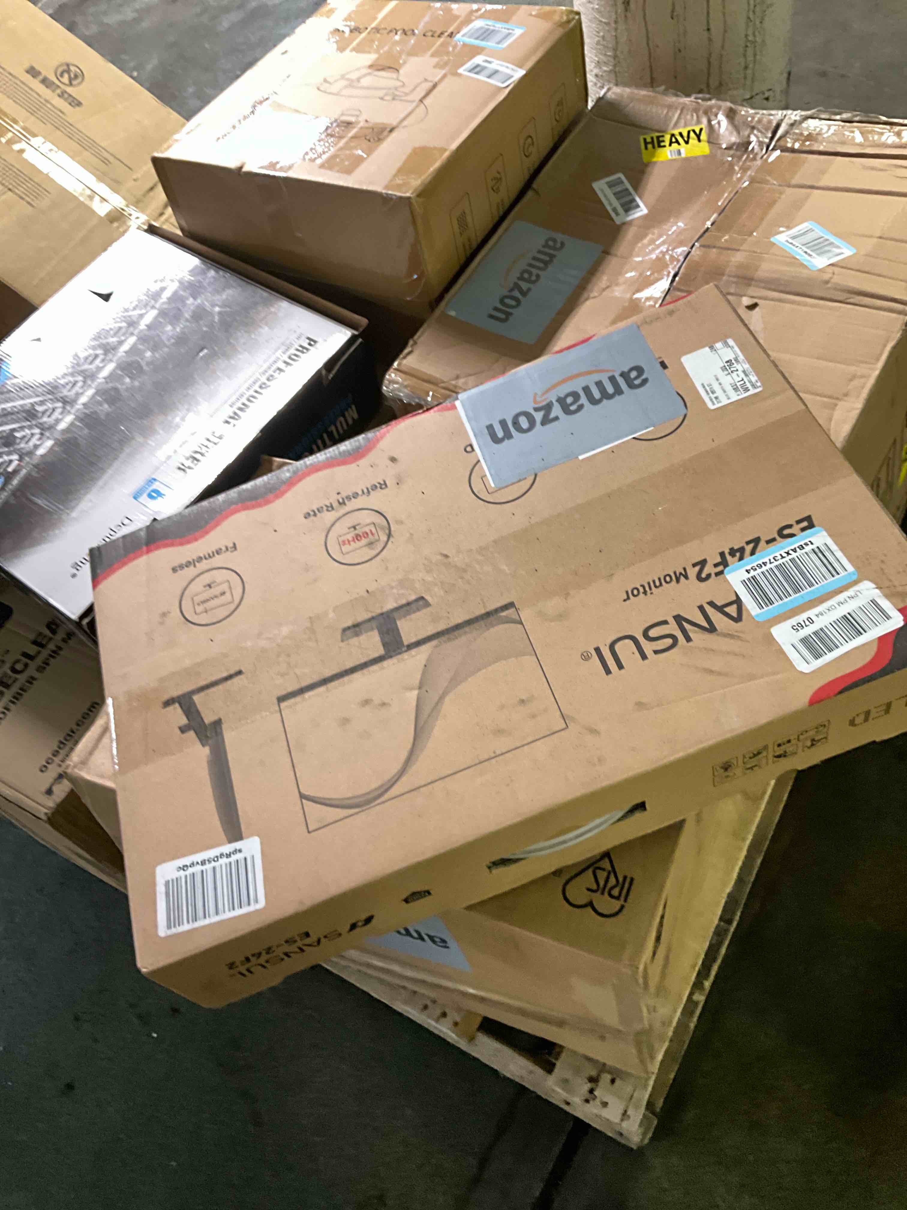 https://s3.amazonaws.com/lotting-images-prod/bidfta/TEA3223498_1755468569915.jpeg