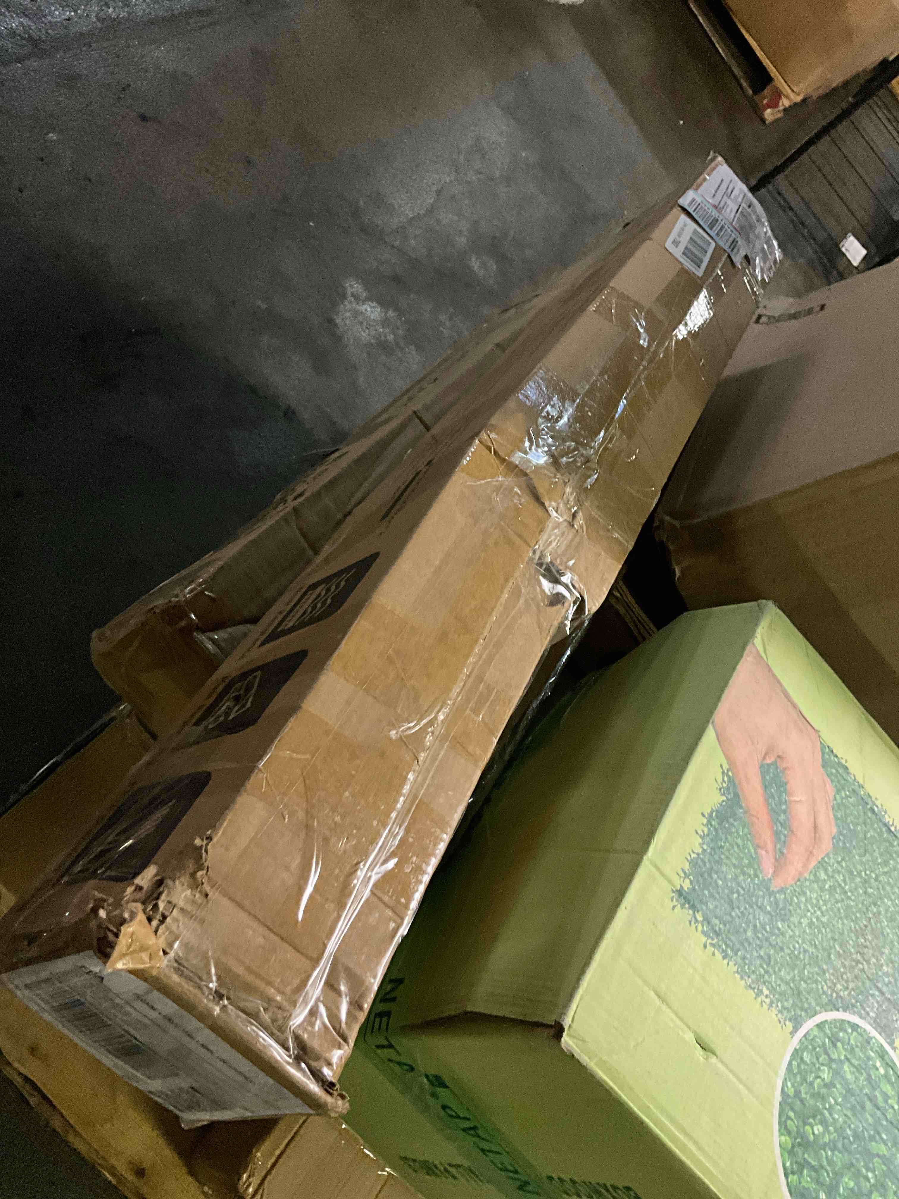 https://s3.amazonaws.com/lotting-images-prod/bidfta/TEA3223510_1755469618070.jpeg