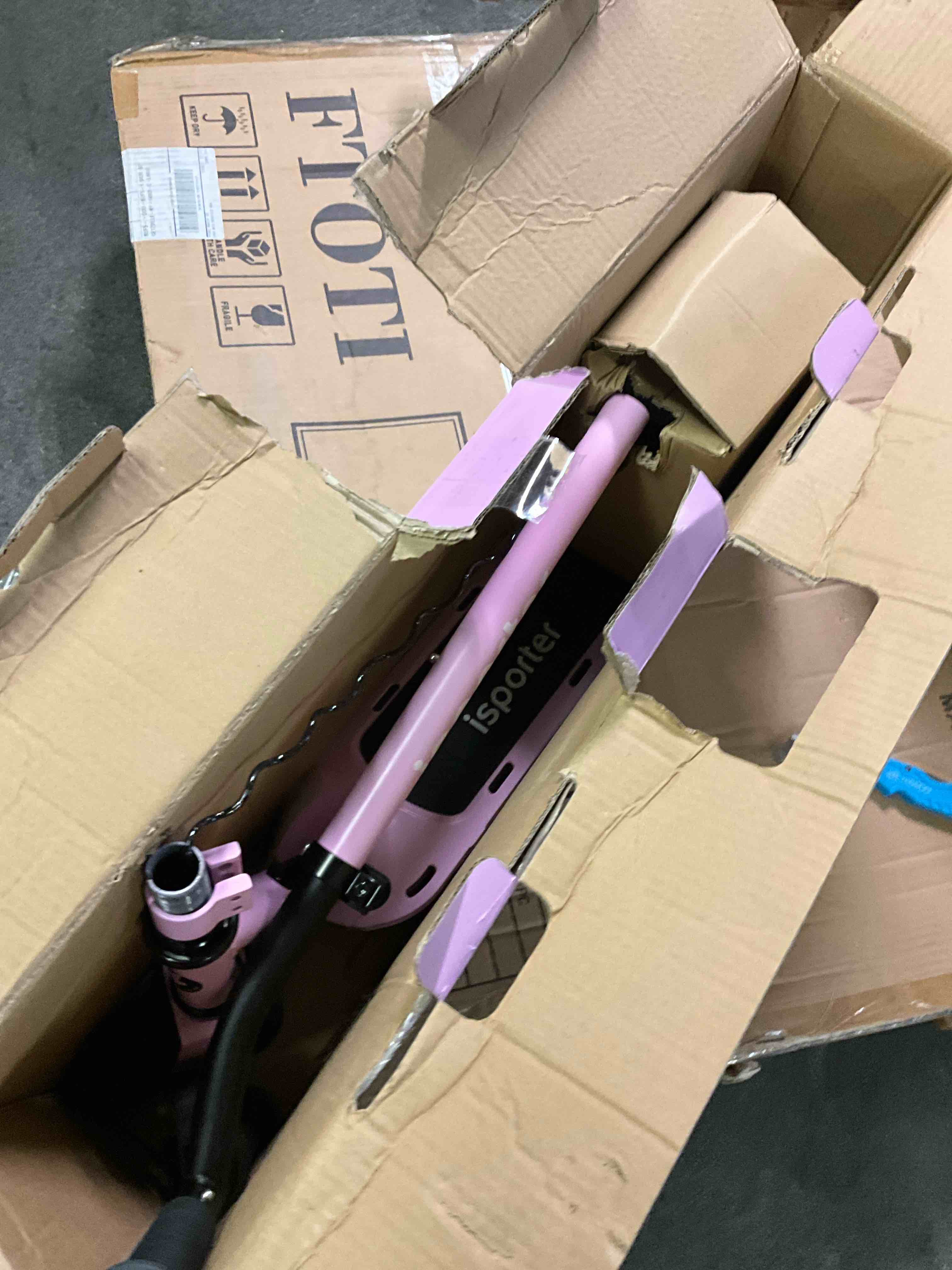 https://s3.amazonaws.com/lotting-images-prod/bidfta/TEA3223537_1755470902188.jpeg