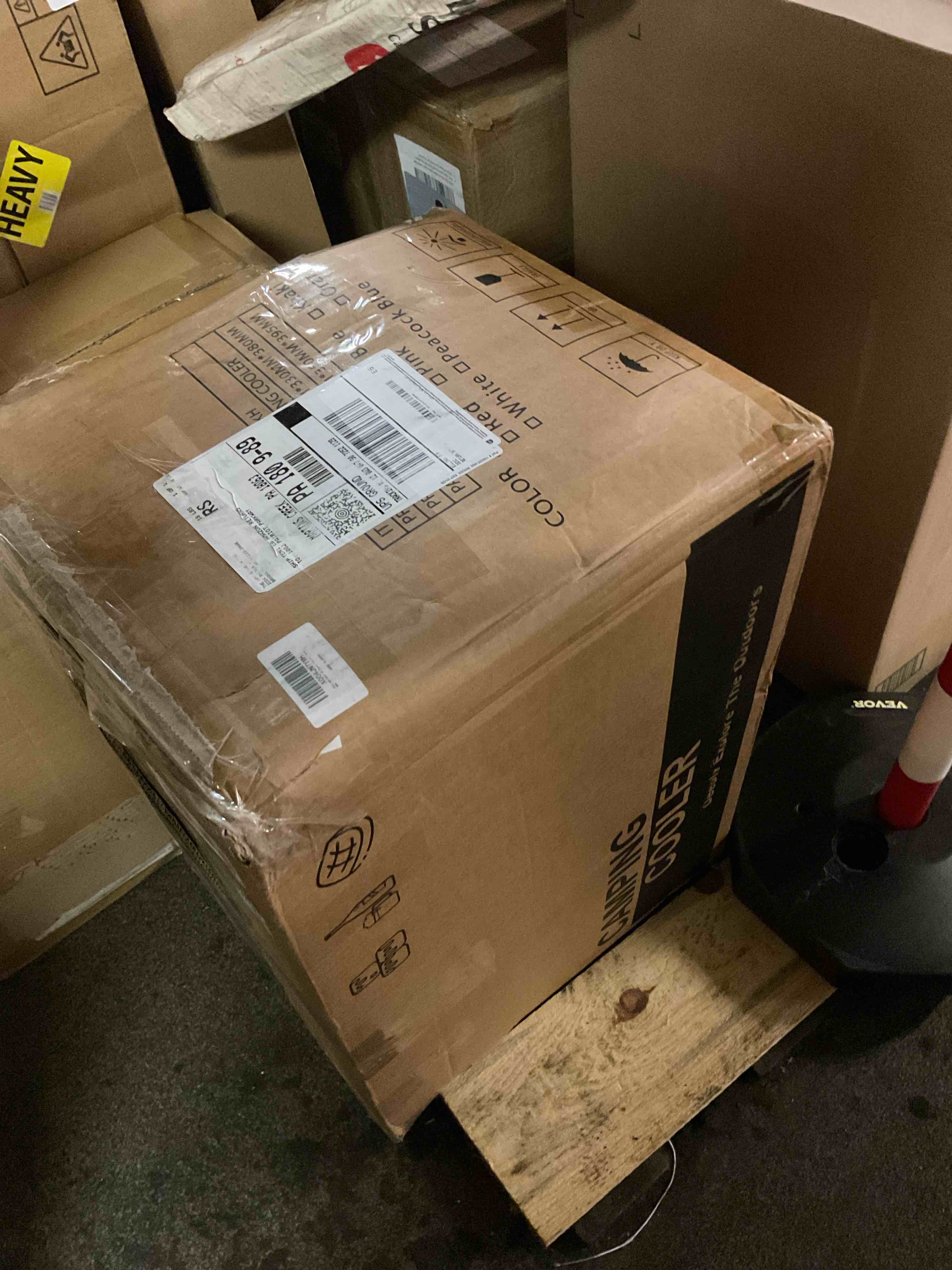 https://s3.amazonaws.com/lotting-images-prod/bidfta/TEA3223608_1755733073129.jpeg
