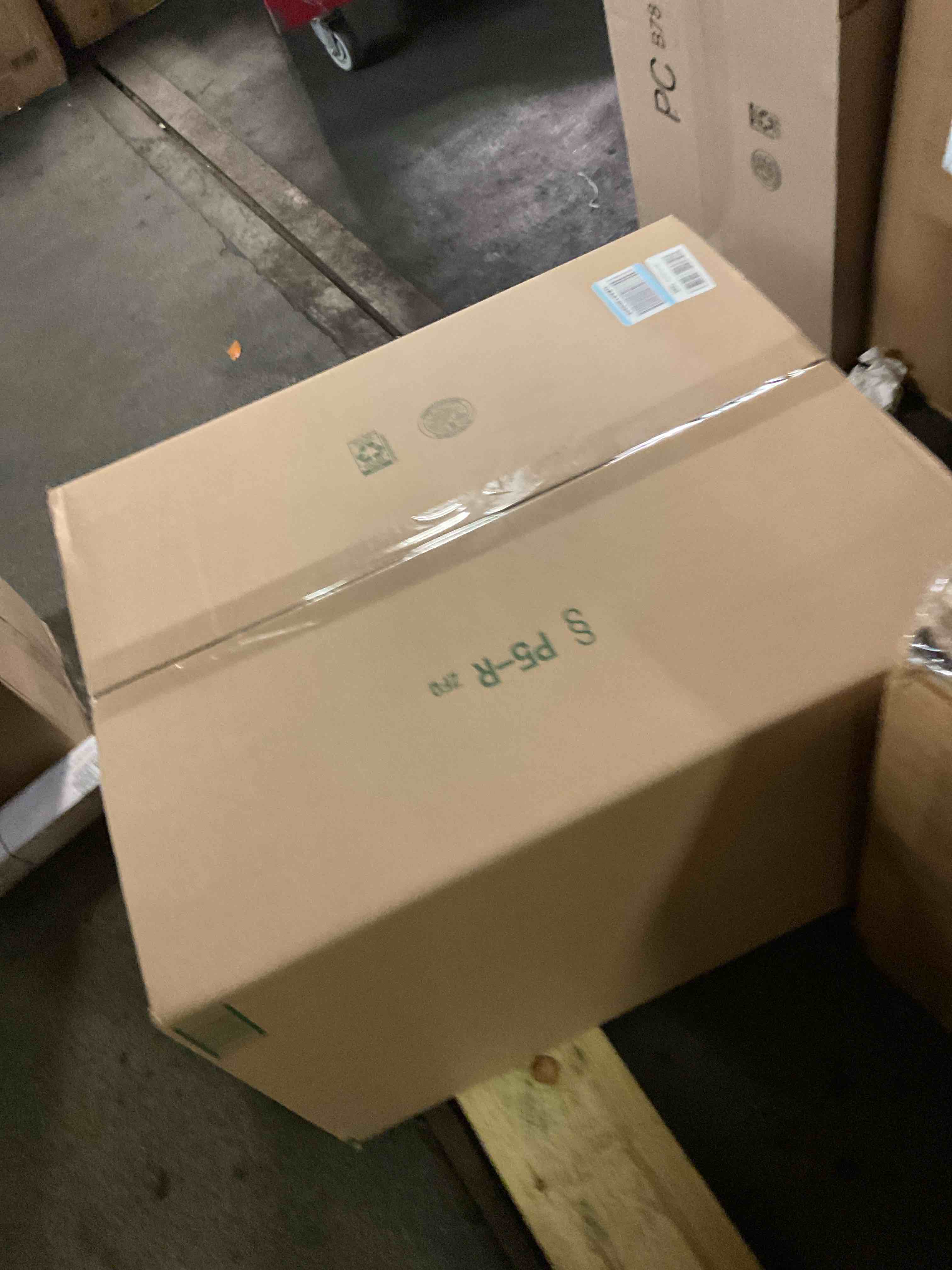 https://s3.amazonaws.com/lotting-images-prod/bidfta/TEA3223610_1755733113956.jpeg
