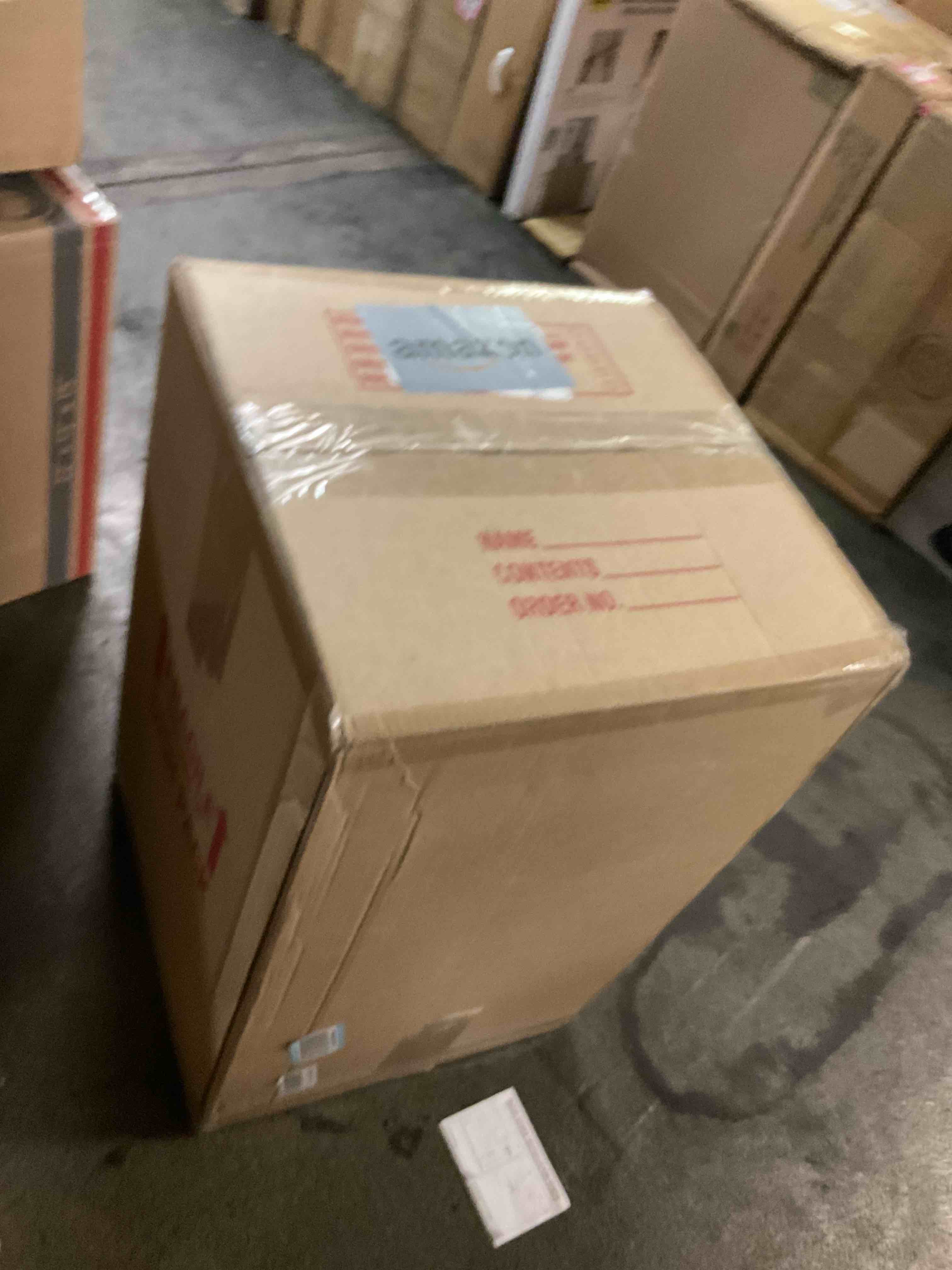 https://s3.amazonaws.com/lotting-images-prod/bidfta/TEA3223625_1755733812772.jpeg
