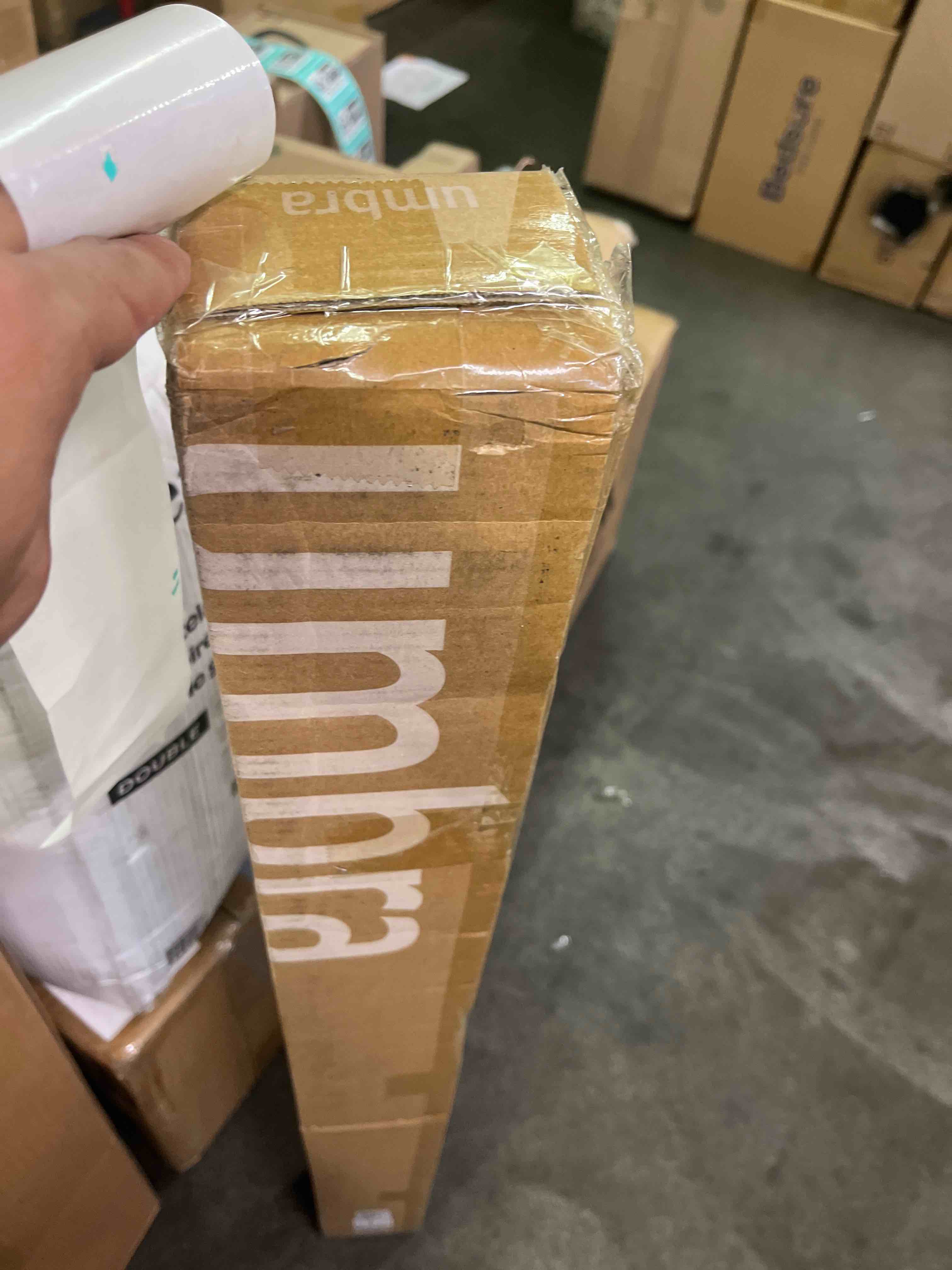 https://s3.amazonaws.com/lotting-images-prod/bidfta/TEA3223660_1756166029842.jpeg
