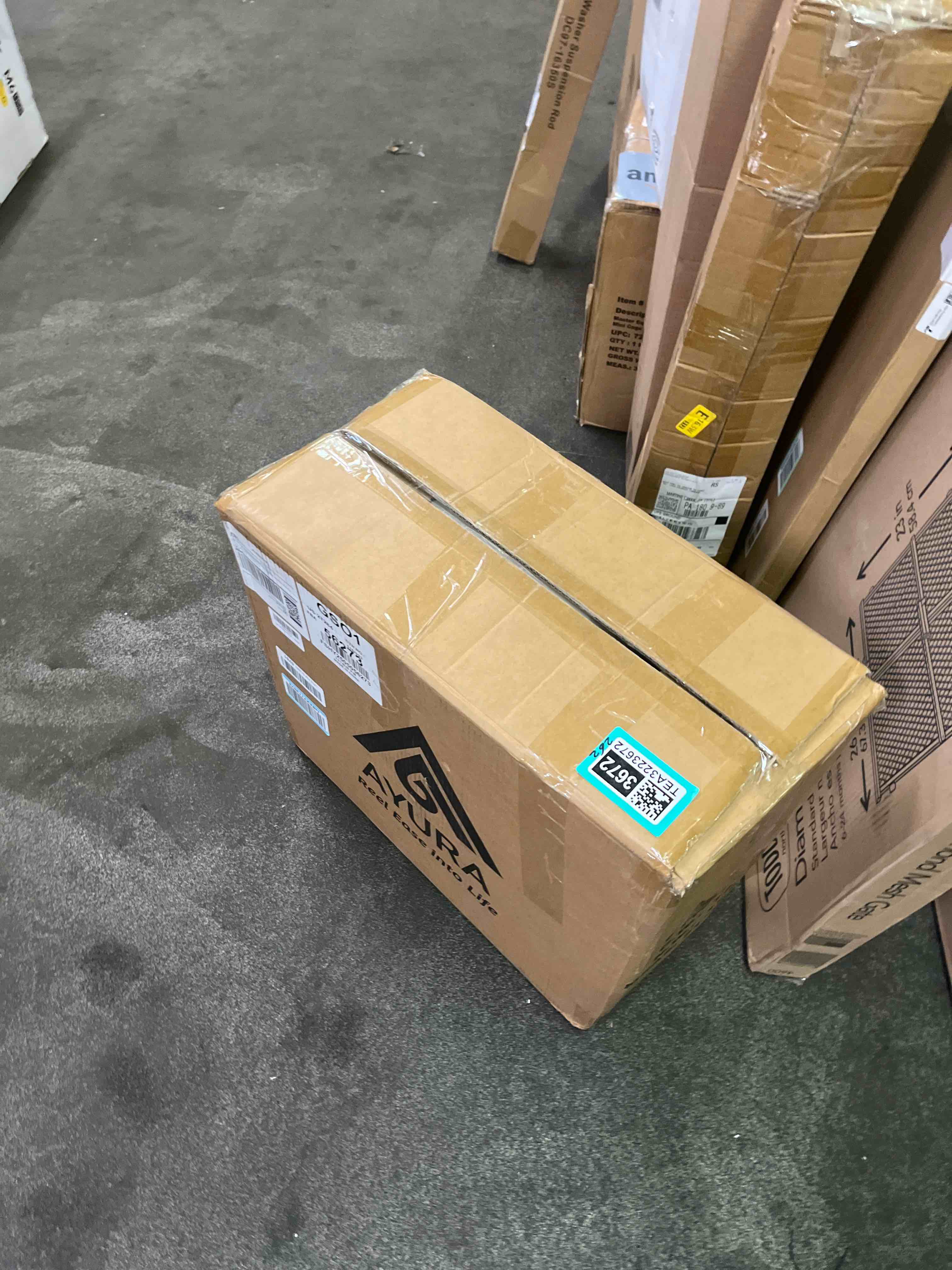 https://s3.amazonaws.com/lotting-images-prod/bidfta/TEA3223672_1756166168351.jpeg