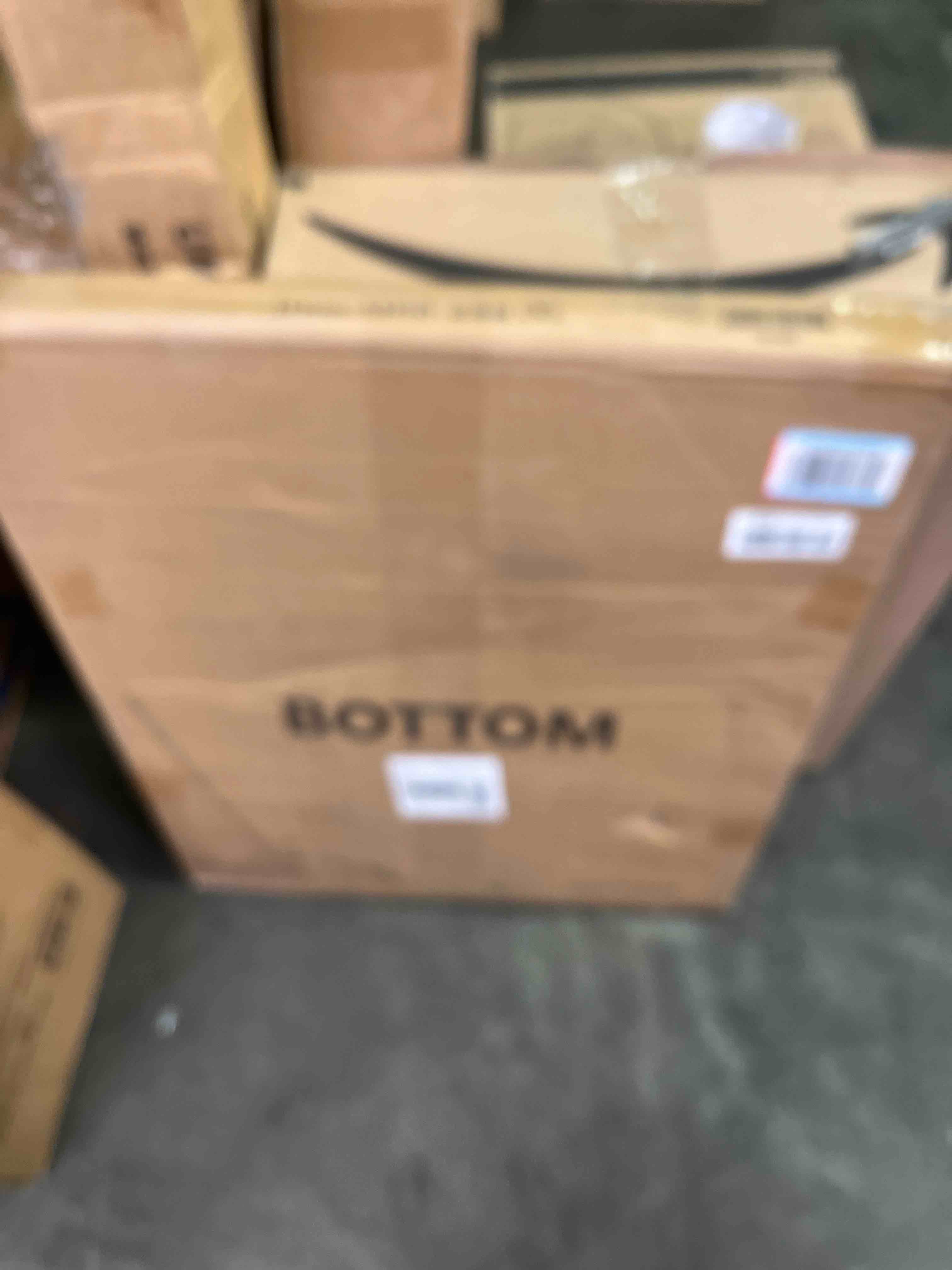 https://s3.amazonaws.com/lotting-images-prod/bidfta/TEA3223678_1756166356473.jpeg