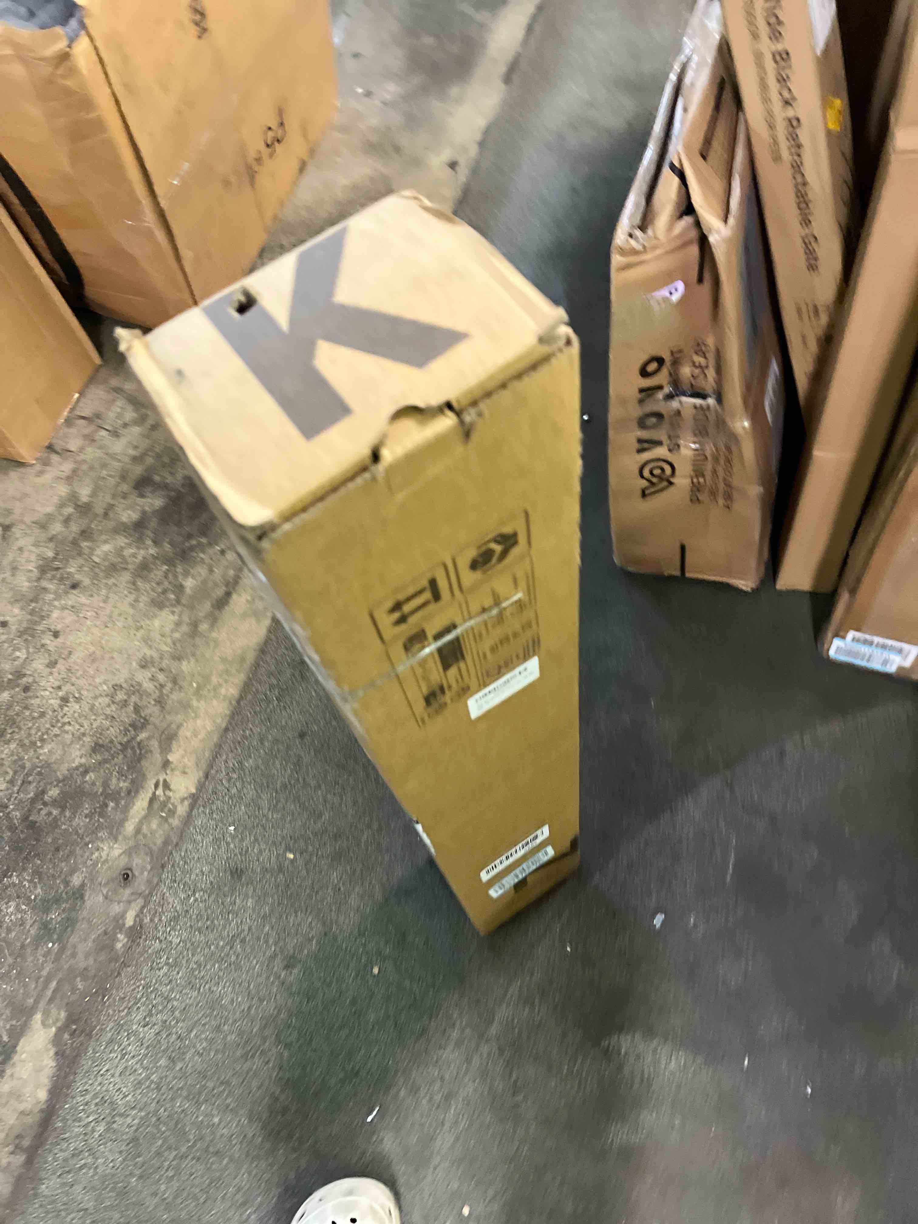 https://s3.amazonaws.com/lotting-images-prod/bidfta/TEA3223703_1756163641806.jpeg