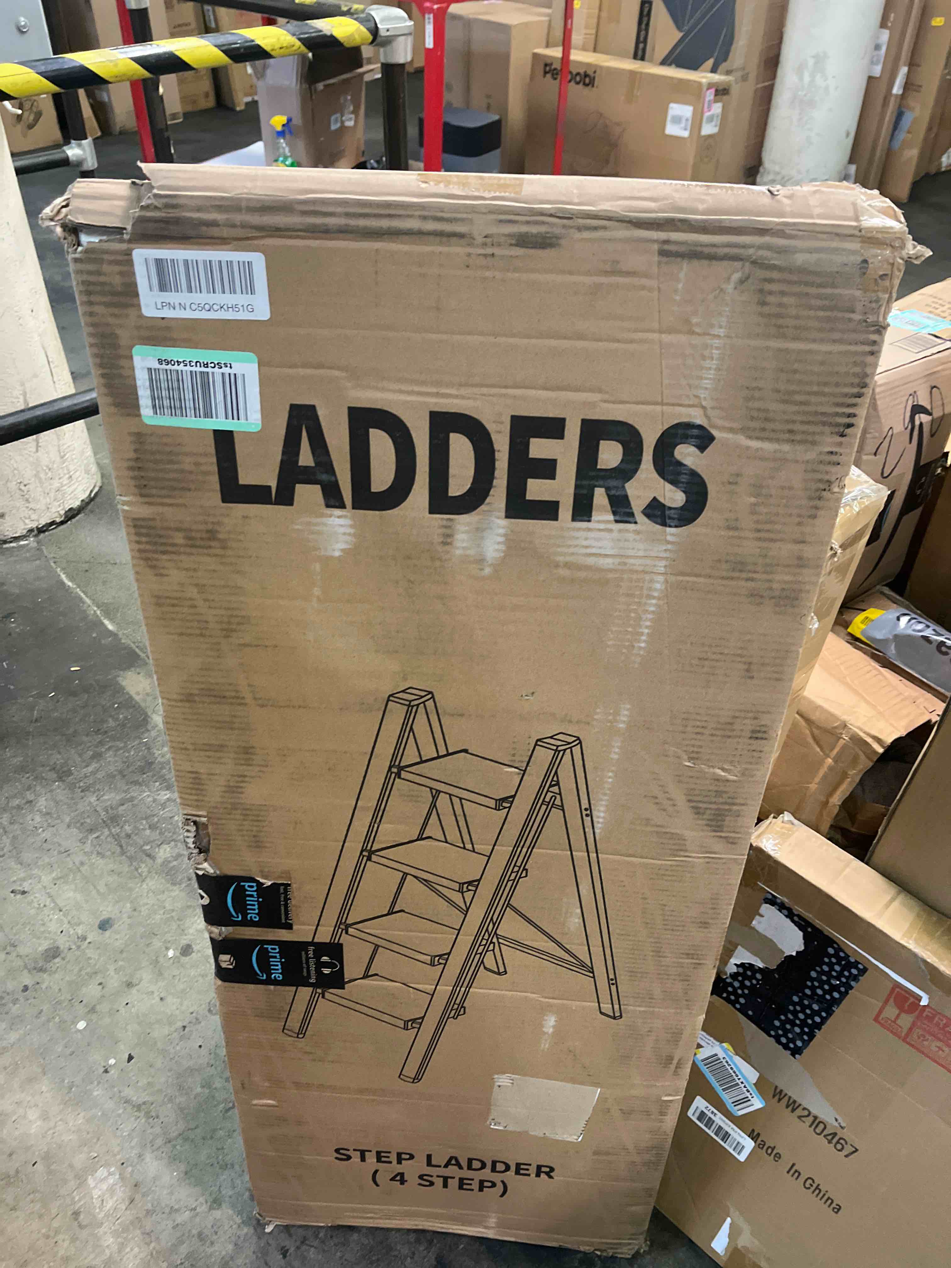 https://s3.amazonaws.com/lotting-images-prod/bidfta/TEA3223714_1756162390700.jpeg