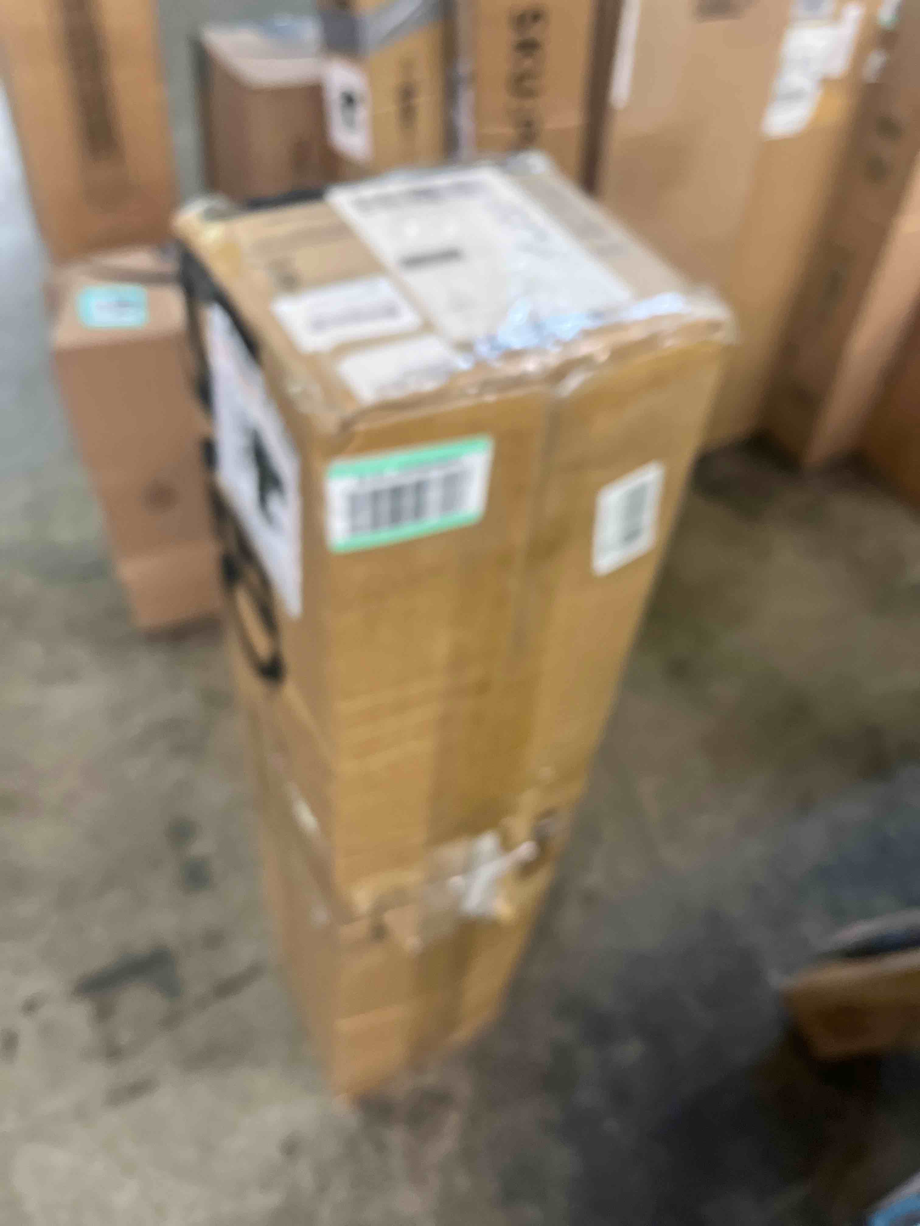 https://s3.amazonaws.com/lotting-images-prod/bidfta/TEA3223718_1756162111712.jpeg