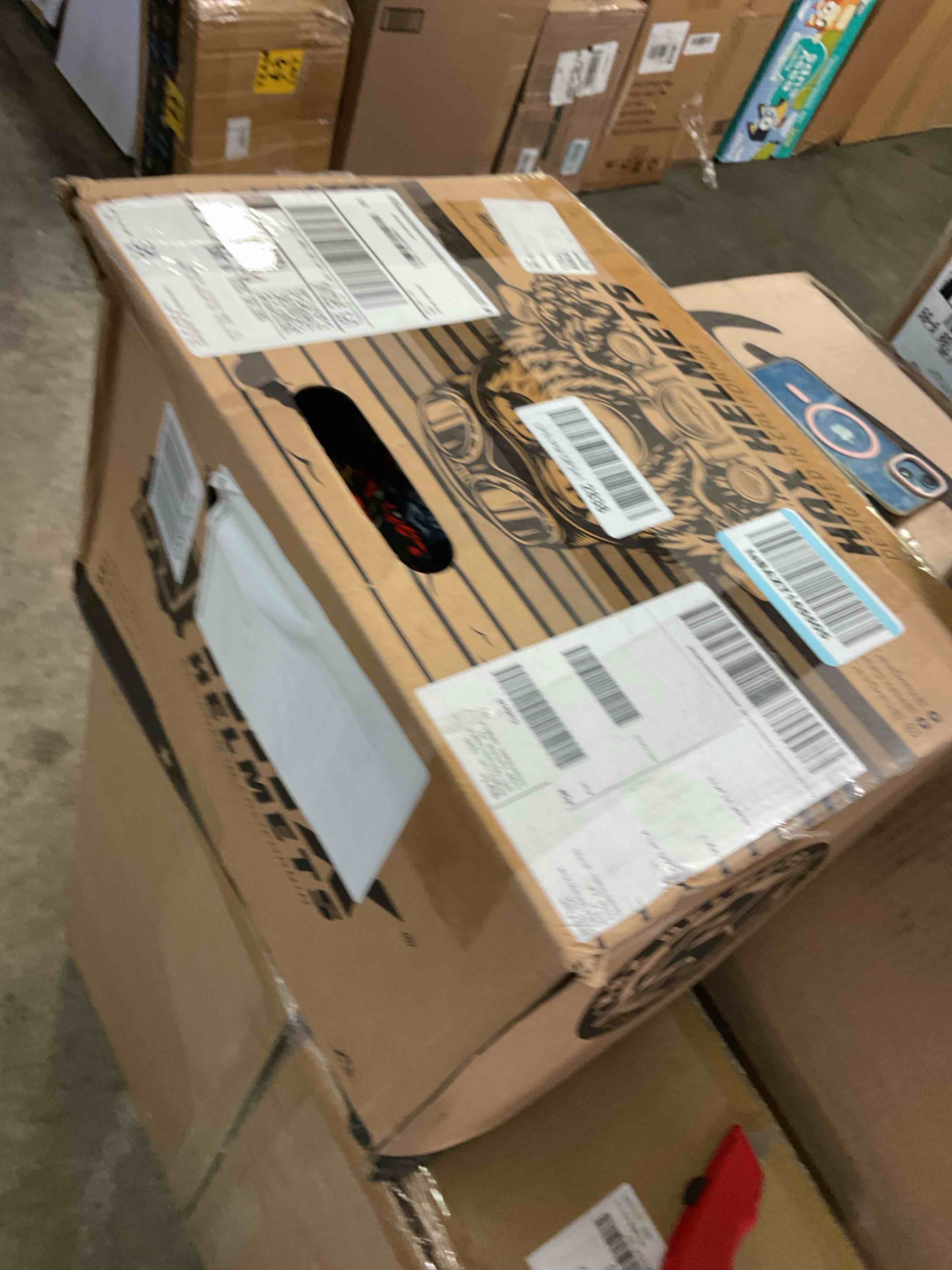 https://s3.amazonaws.com/lotting-images-prod/bidfta/TEA3223757_1756162471626.jpeg