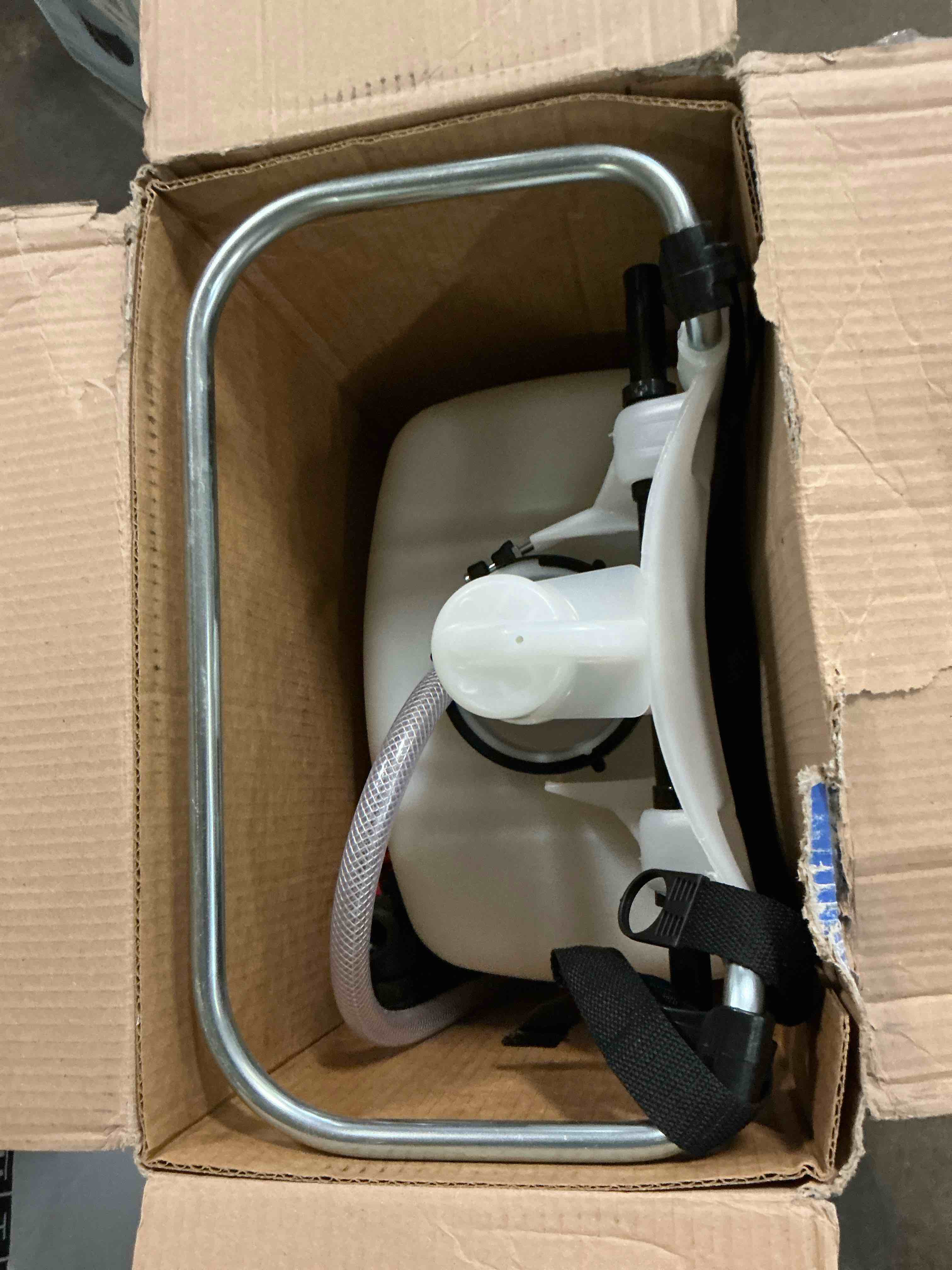 https://s3.amazonaws.com/lotting-images-prod/bidfta/TEA3224023_1758947663878.jpeg